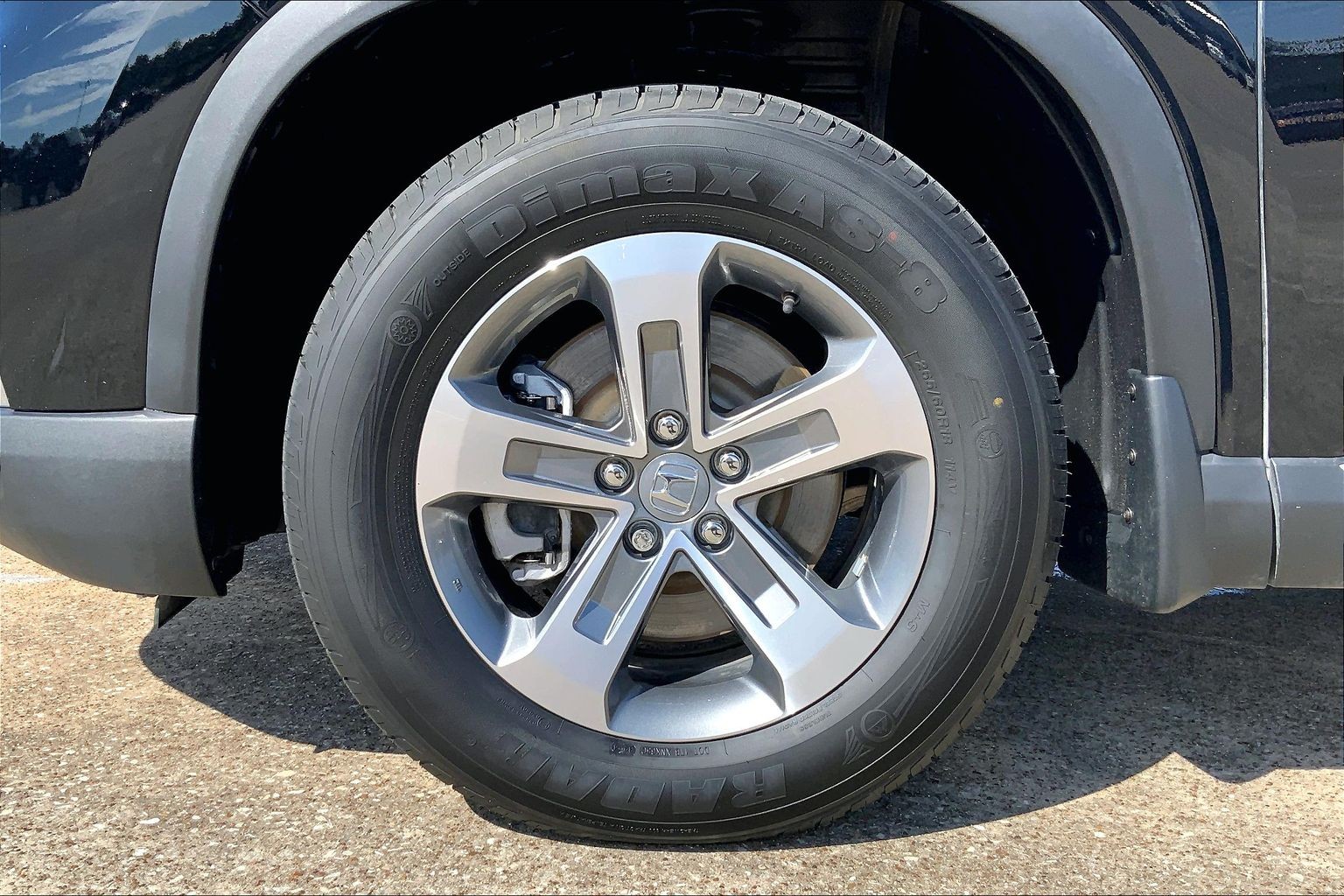 2023 Honda Pilot photo 7 of 33
