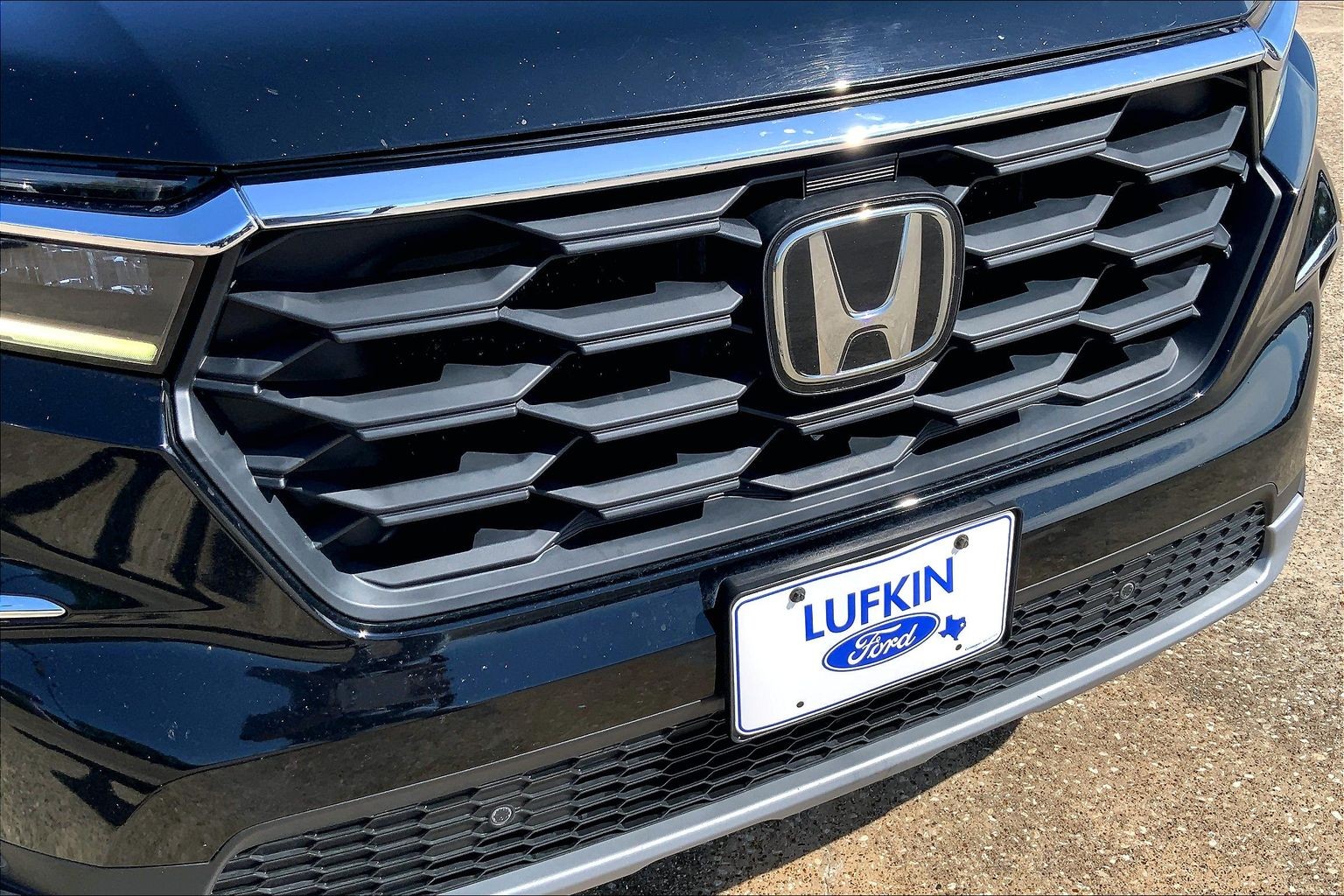 2023 Honda Pilot photo 30 of 33
