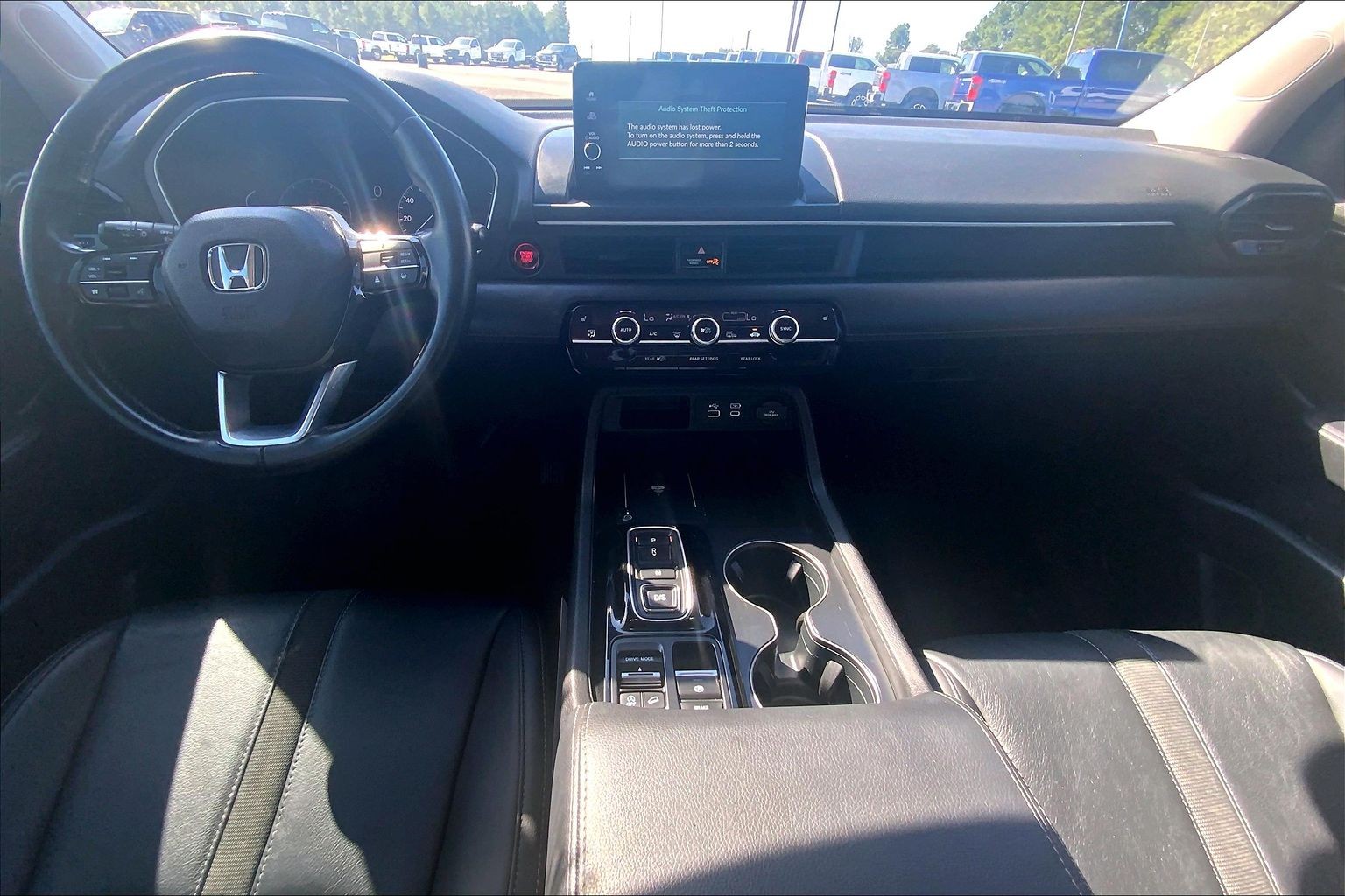 2023 Honda Pilot photo 14 of 33