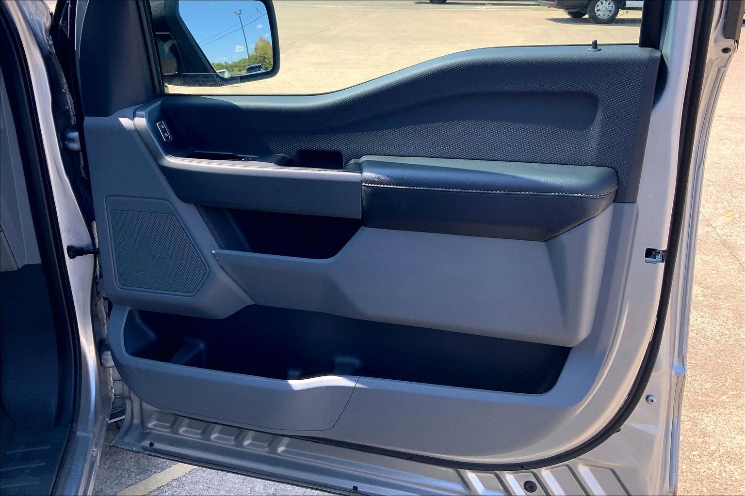 2022 Ford F-150 XLT SILVER at Lufkin Ford