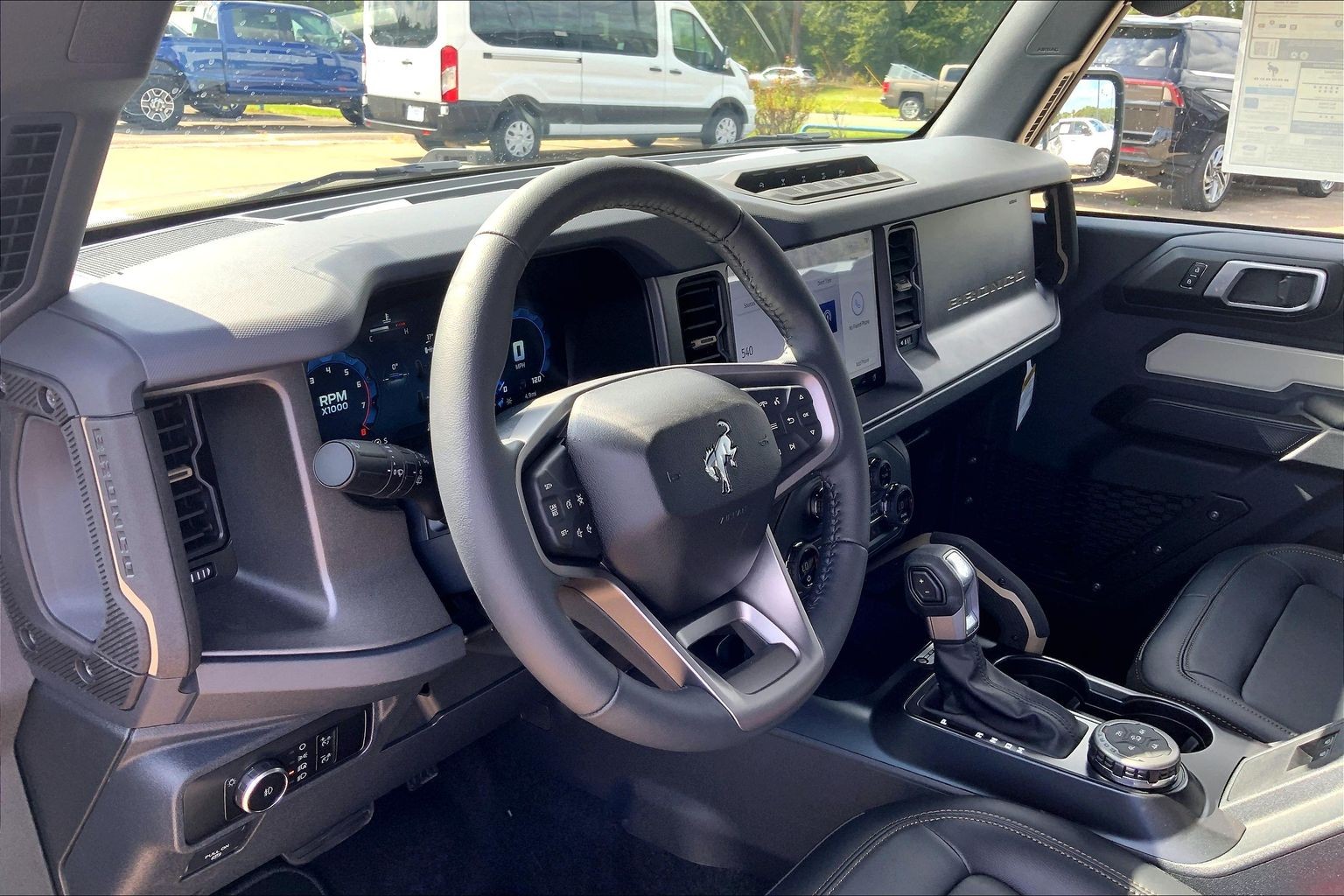 2026 Ford Bronco photo 8 of 13