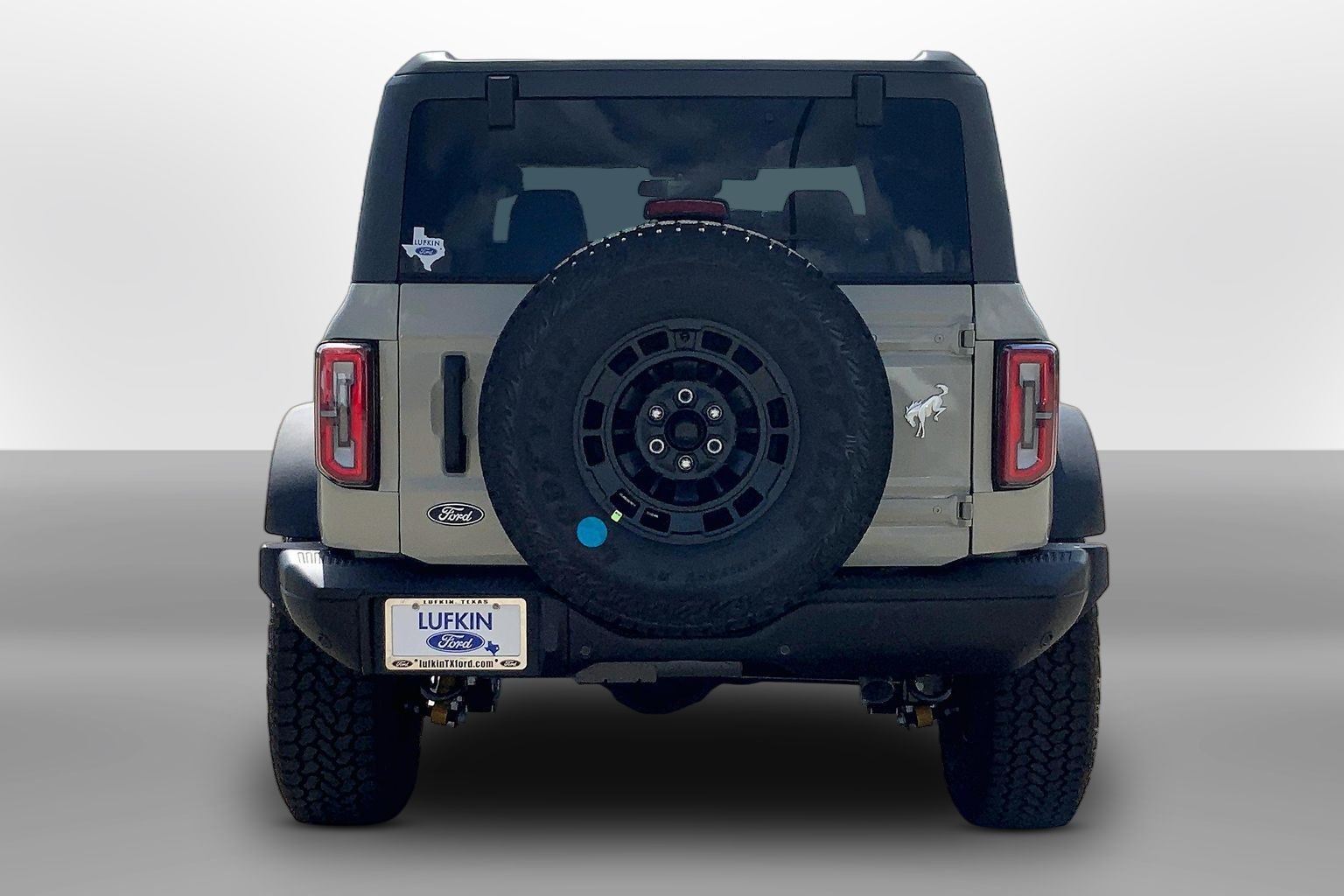2026 Ford Bronco photo 4 of 13