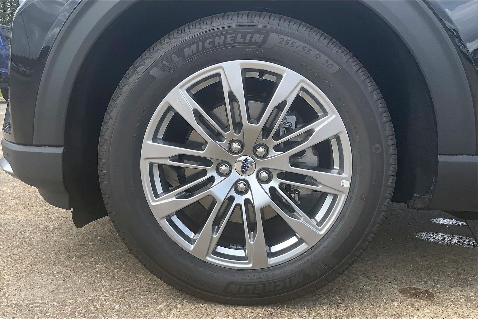 2026 Ford Explorer photo 12 of 13