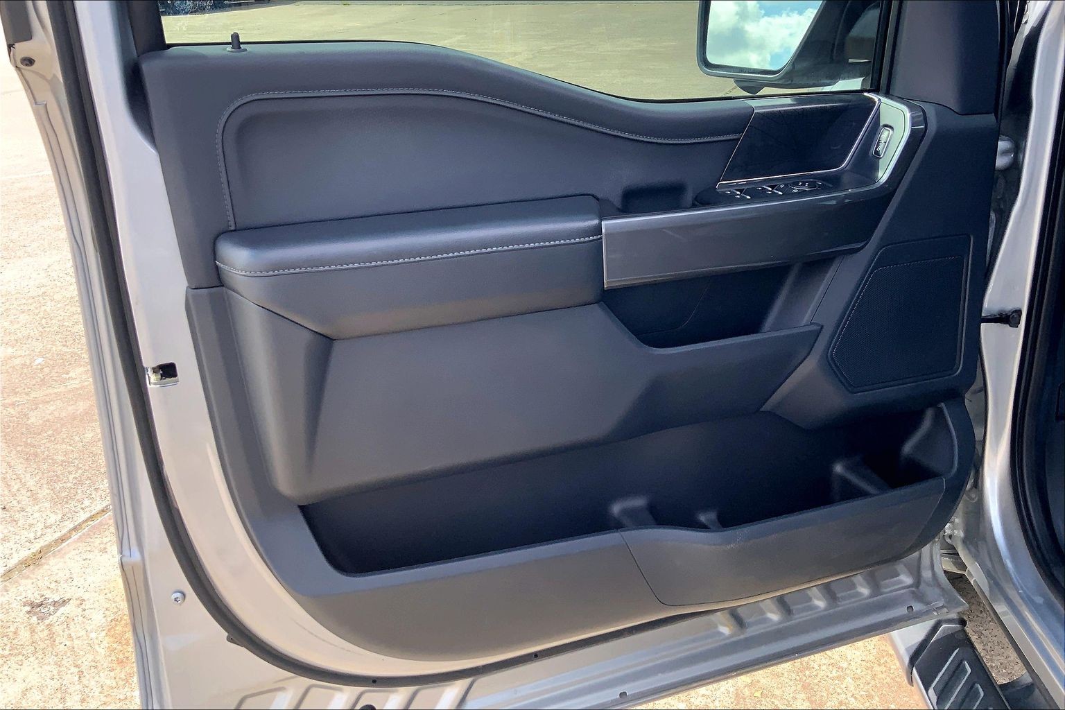 2022 Ford F-150 XLT Iconic Silver at Lufkin Ford