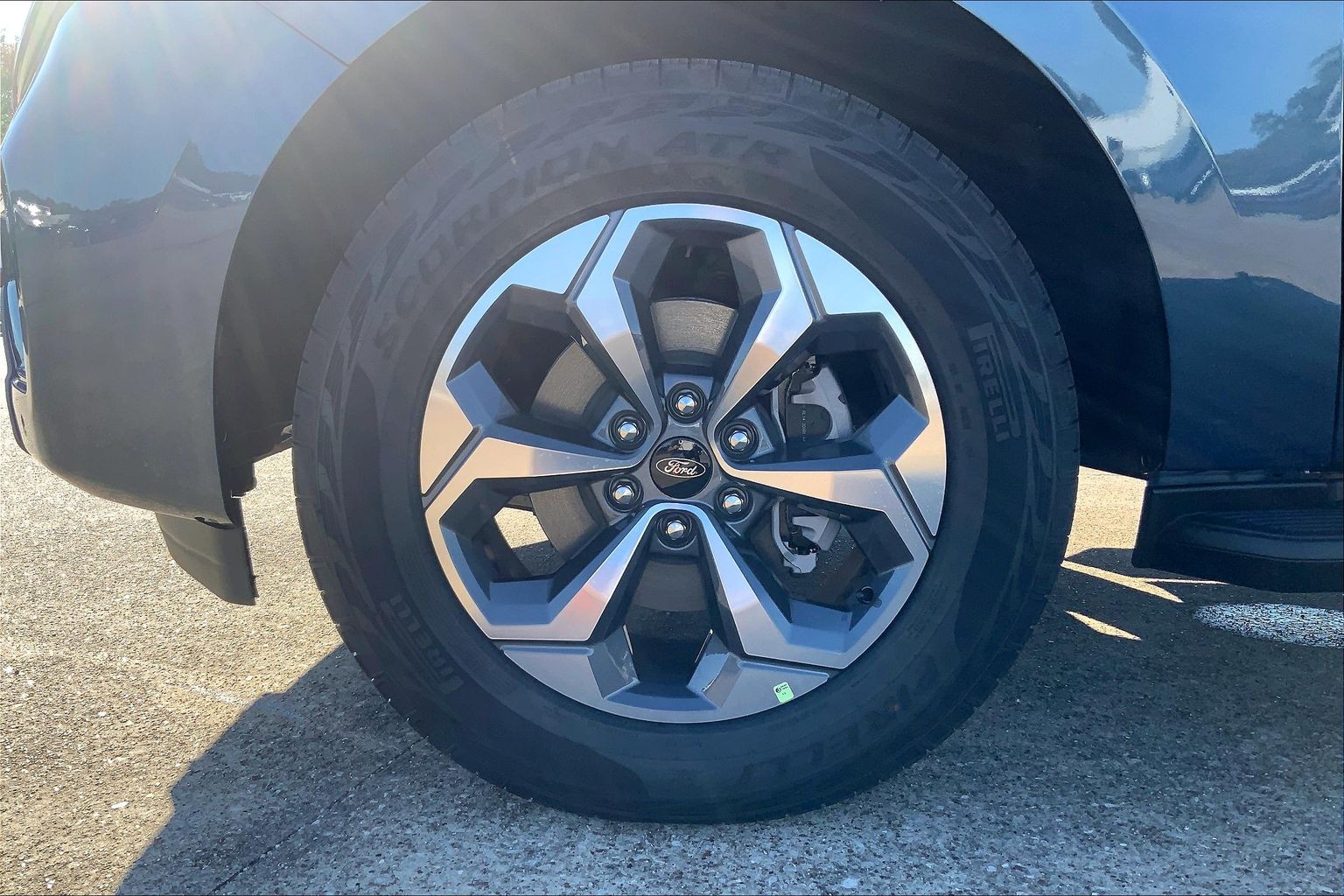 2027 Ford Expedition photo 12 of 13