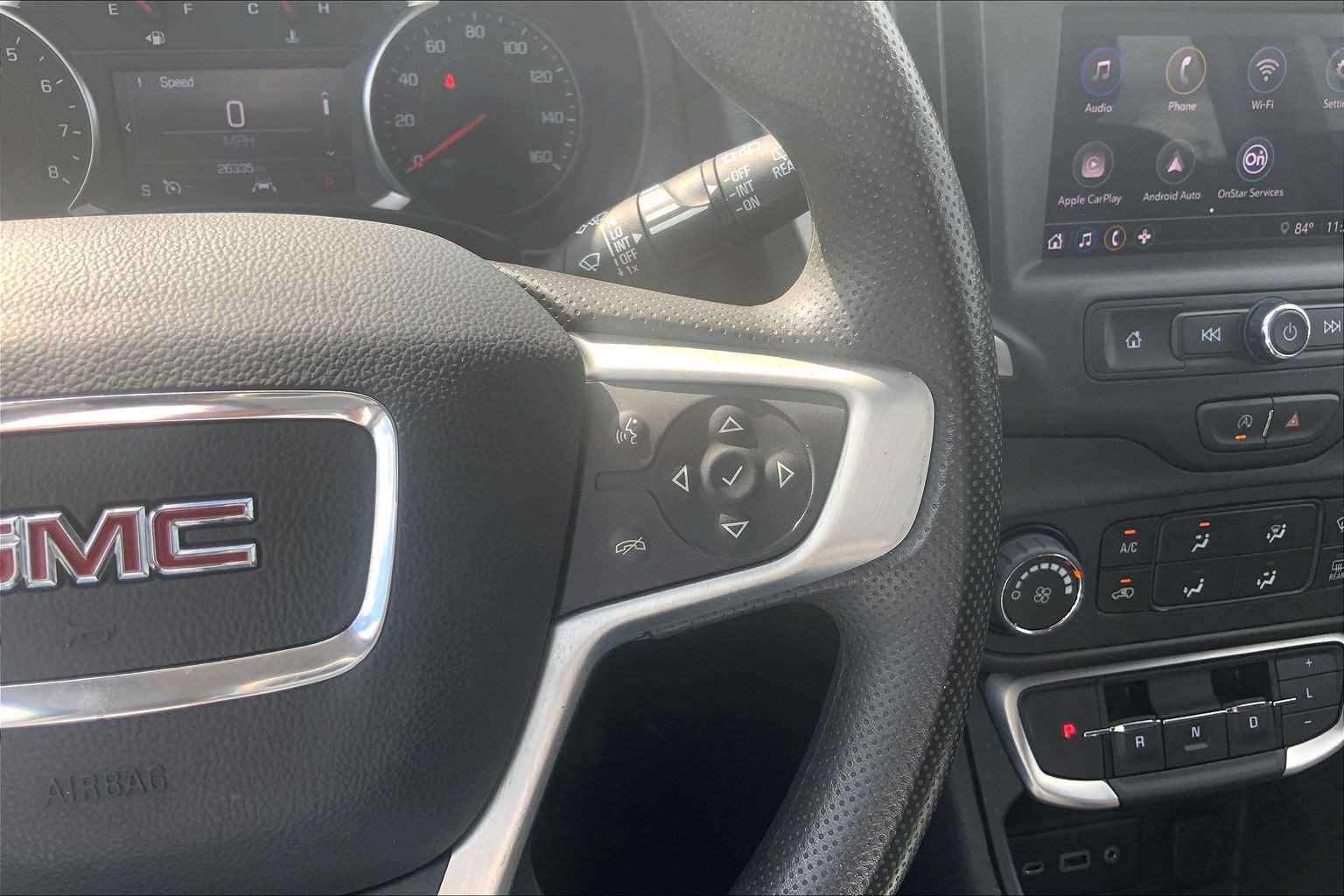 2024 GMC Terrain photo 19 of 33