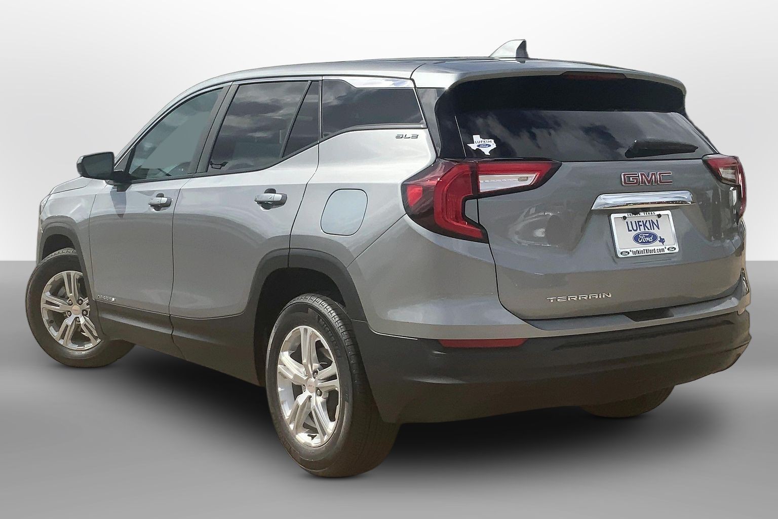 2024 GMC Terrain photo 10 of 33
