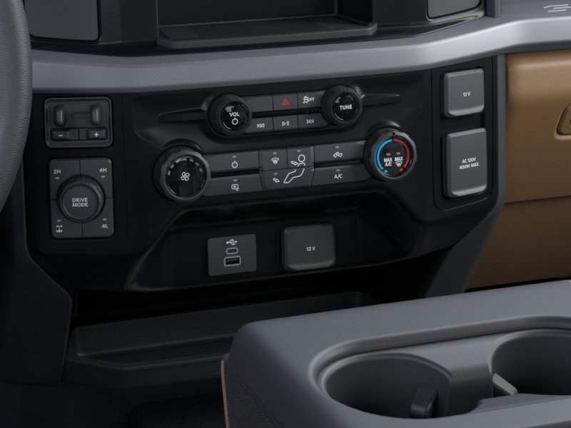 2026 Ford Super Duty F-350 SRW photo 41 of 48