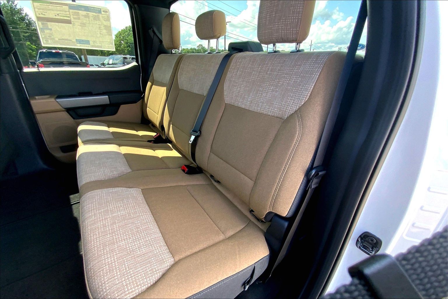 2026 Ford Super Duty F-350 SRW photo 23 of 48