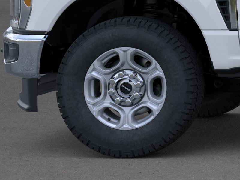 2026 Ford Super Duty F-350 SRW photo 45 of 48