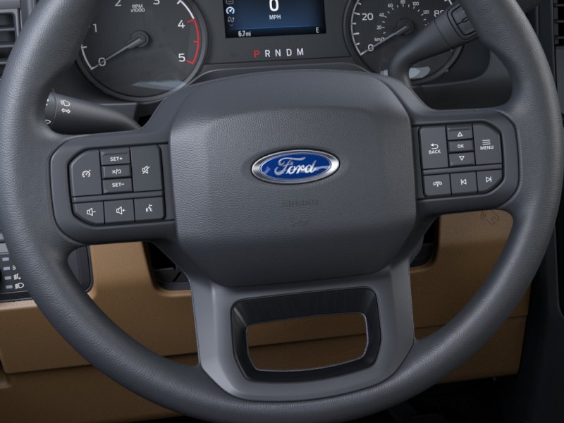2026 Ford Super Duty F-350 SRW photo 38 of 48