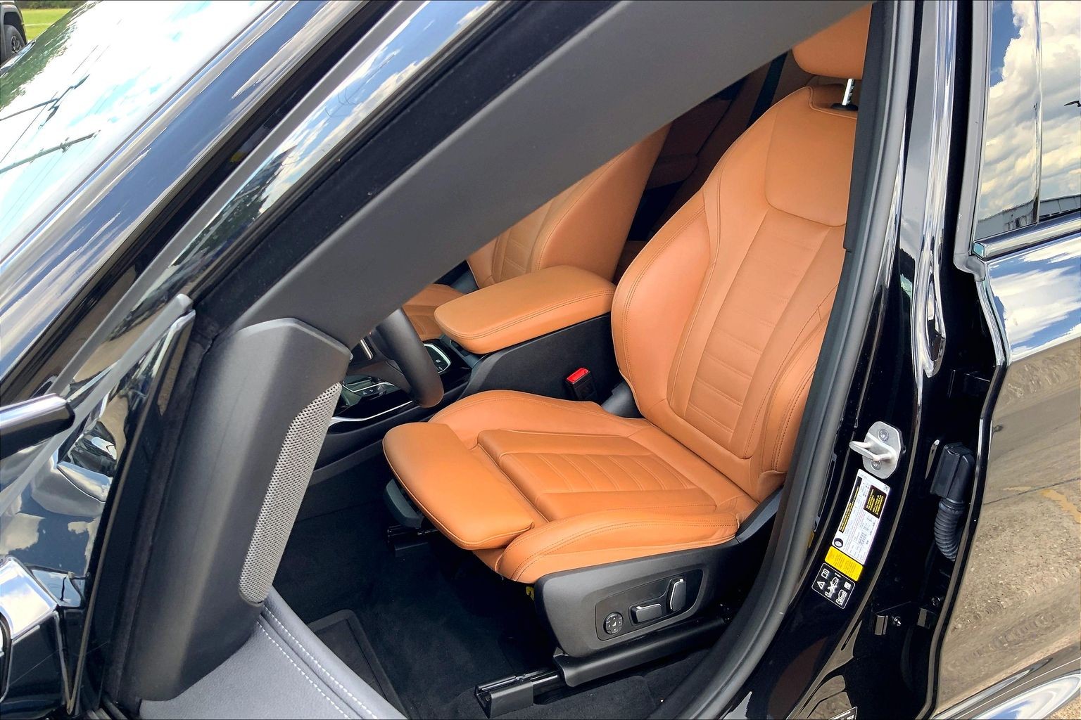 2024 BMW X3 M40i photo 25 of 33