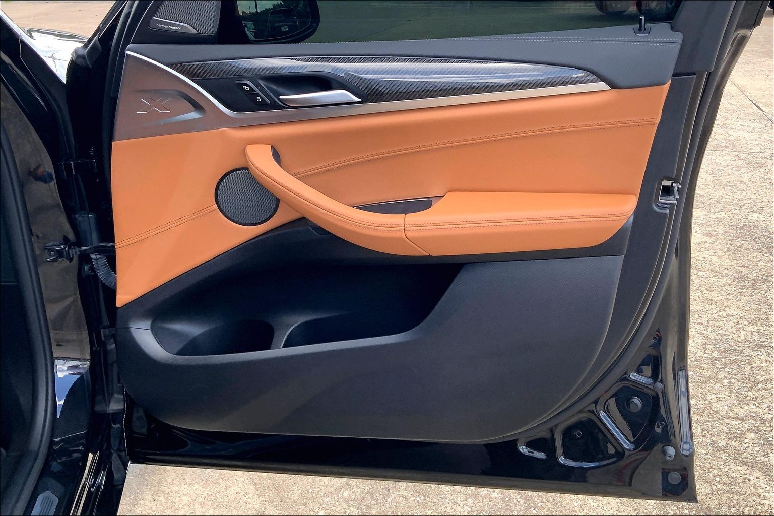 2024 BMW X3 M40i photo 24 of 33
