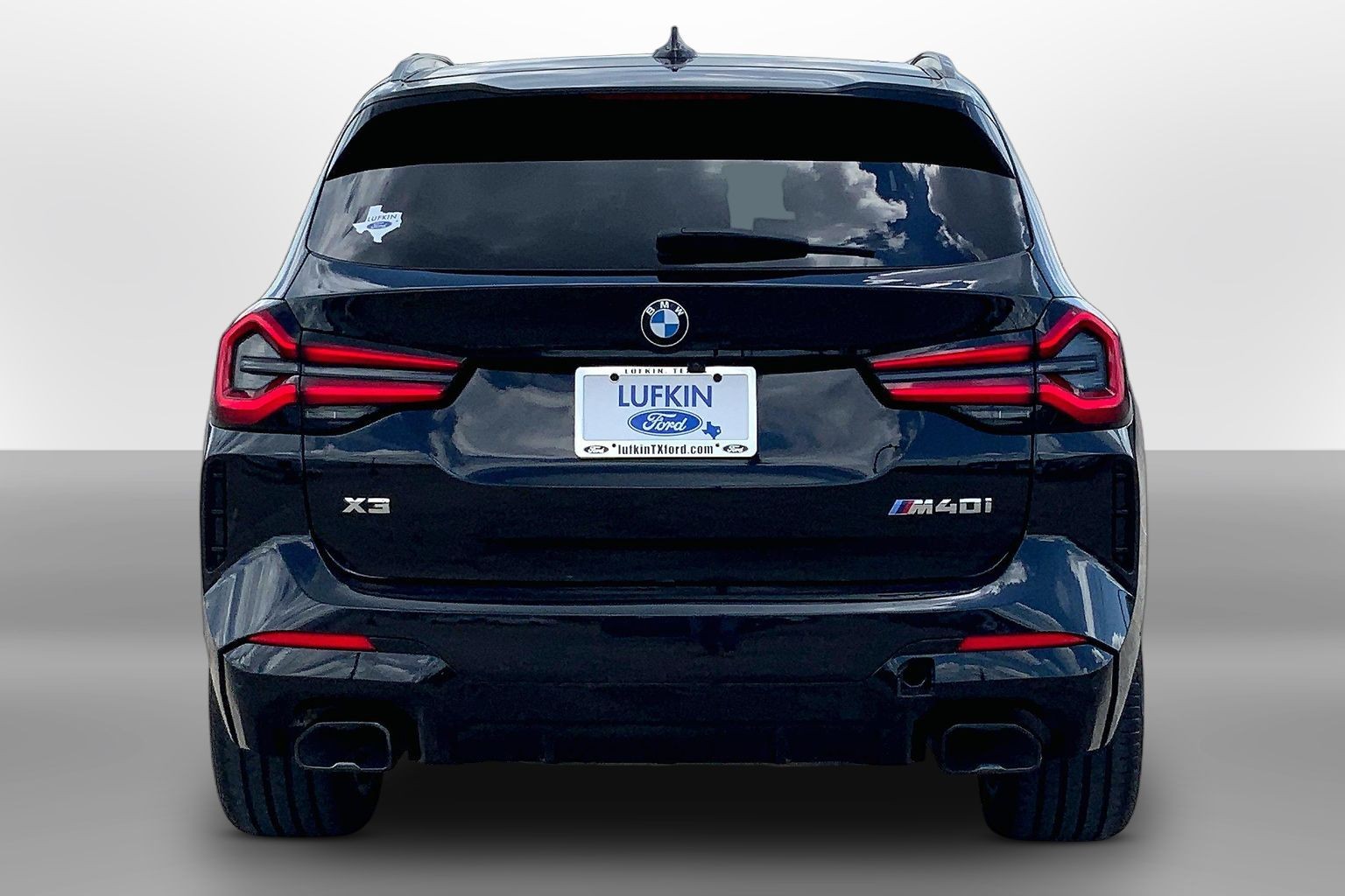 2024 BMW X3 M40i photo 3 of 33