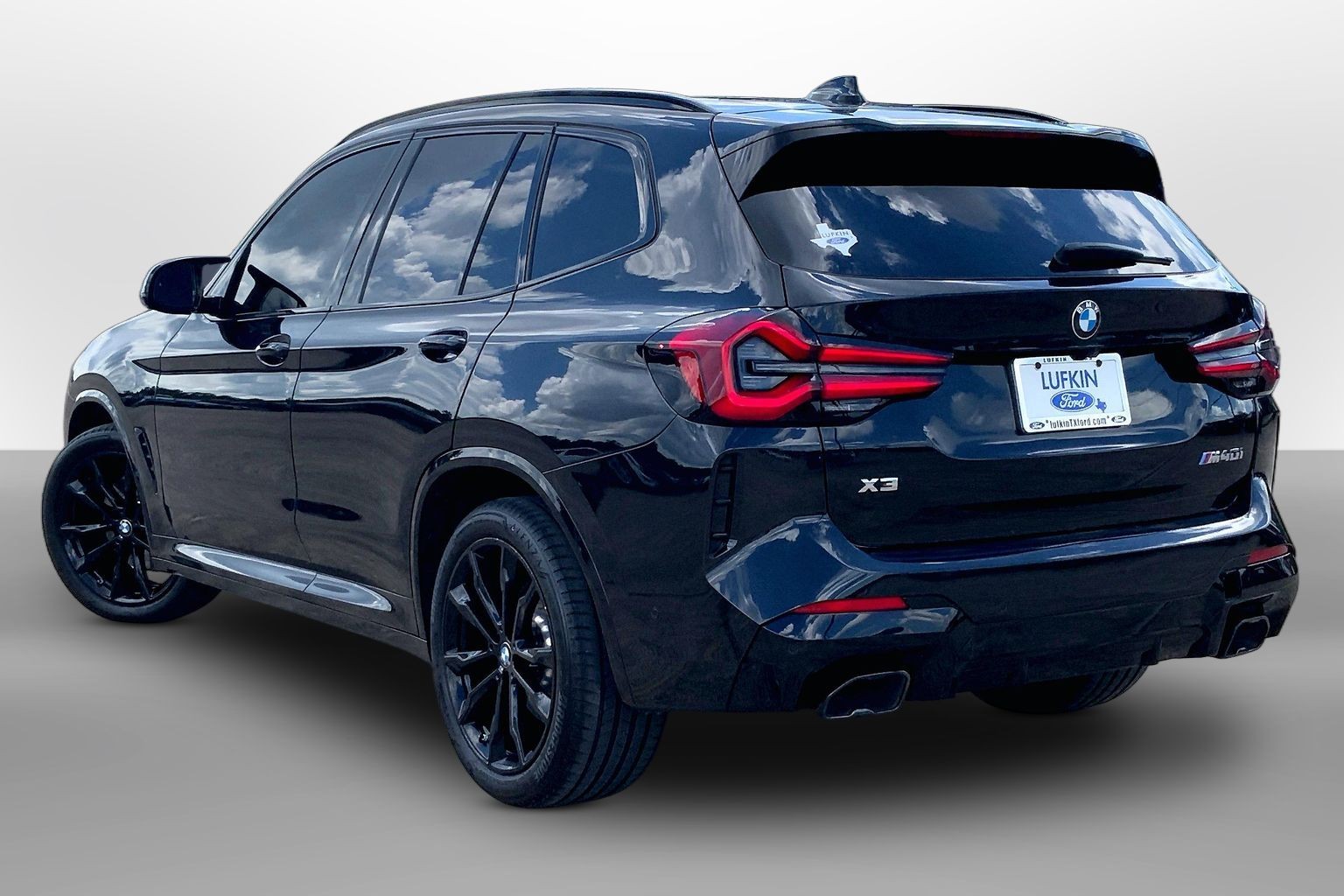 2024 BMW X3 M40i photo 10 of 33