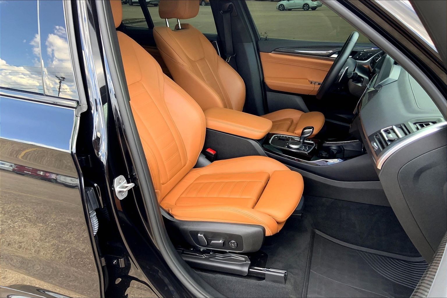 2024 BMW X3 M40i photo 6 of 33