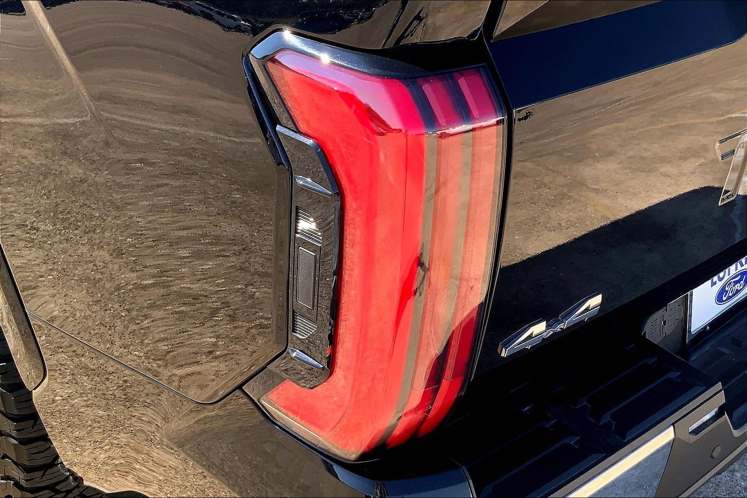 2022 Toyota Tundra 4WD photo 29 of 33