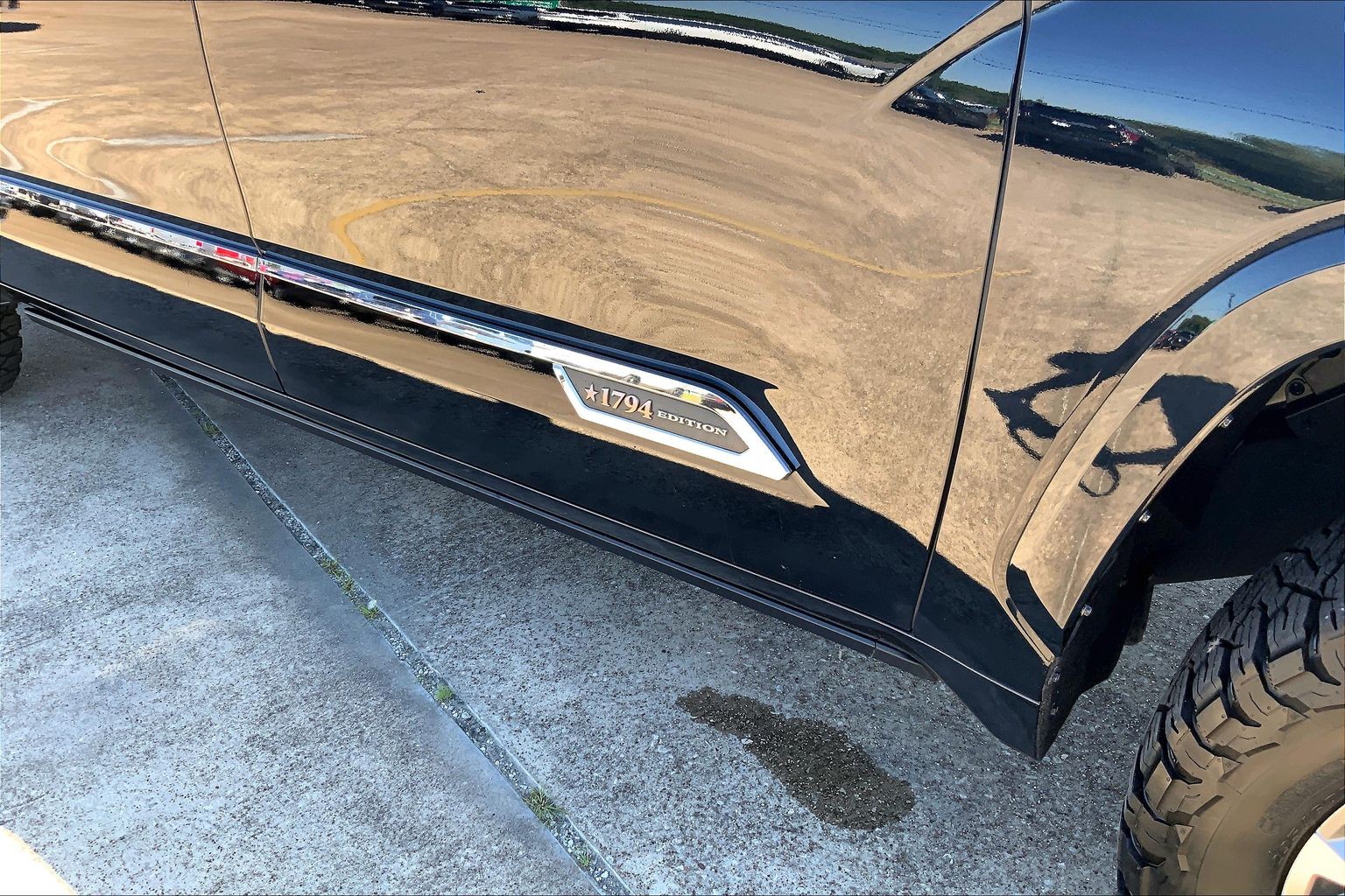 2022 Toyota Tundra 4WD photo 7 of 33