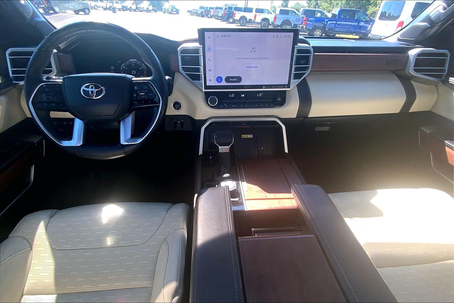 2022 Toyota Tundra 4WD photo 15 of 33