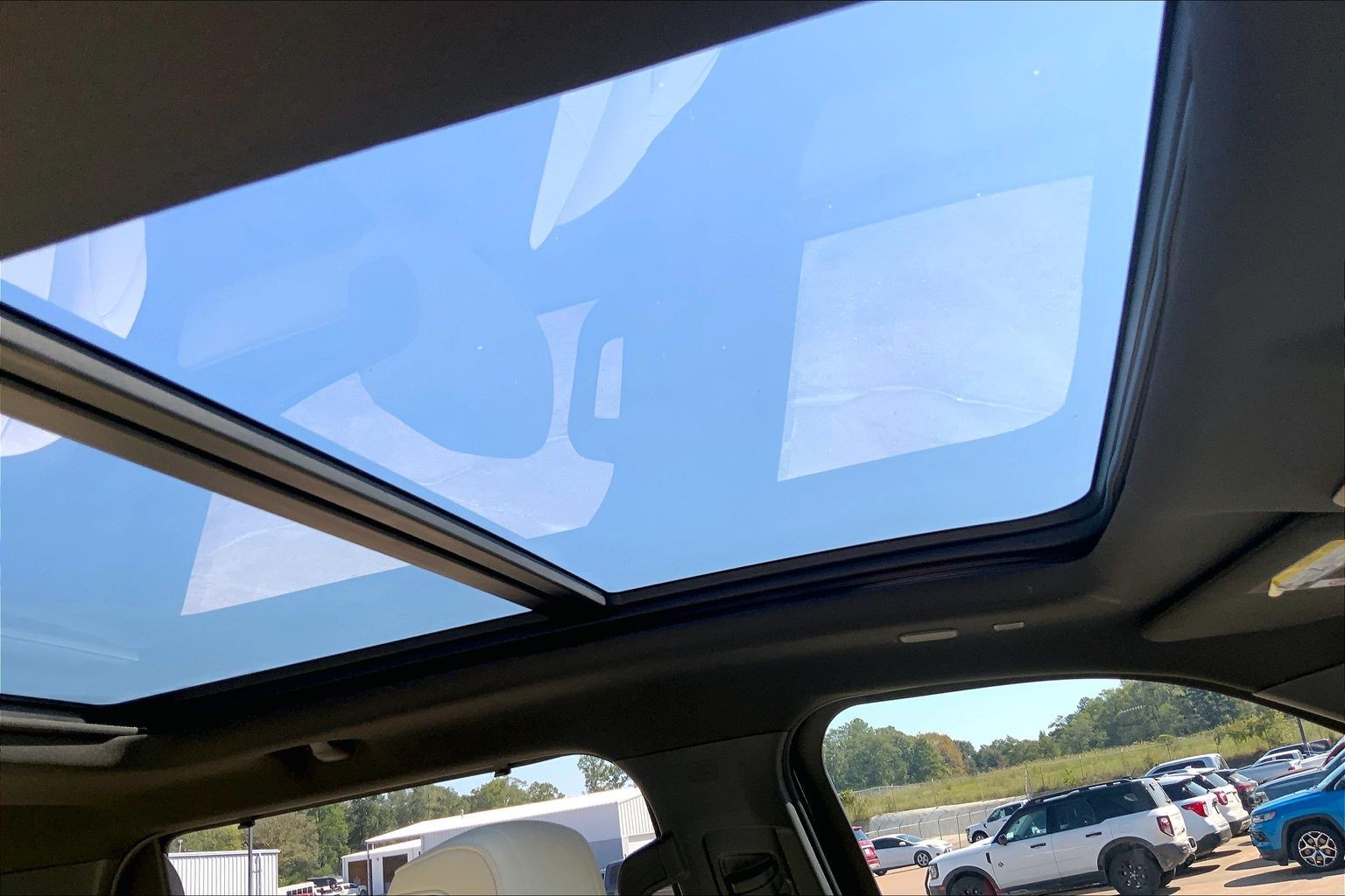 2022 Toyota Tundra 4WD photo 22 of 33