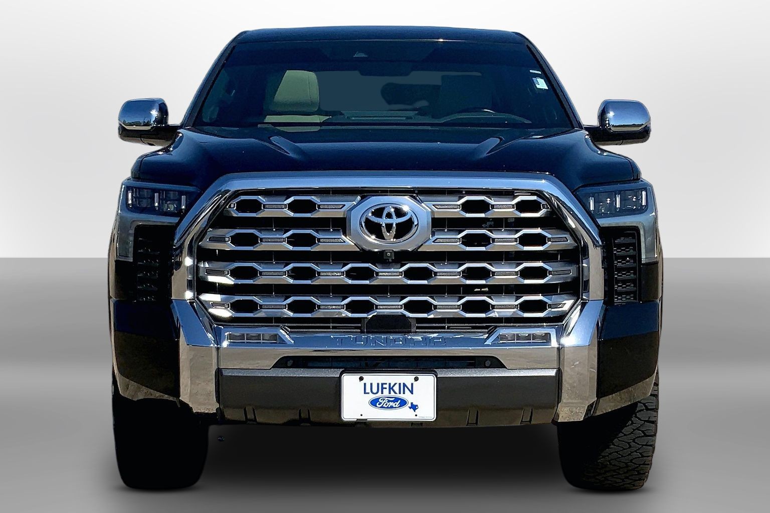 2022 Toyota Tundra 4WD photo 2 of 33