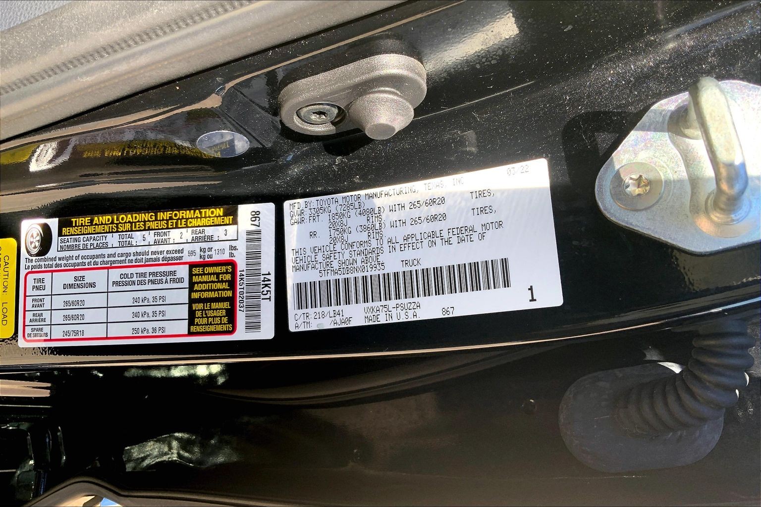 2022 Toyota Tundra 4WD photo 32 of 33