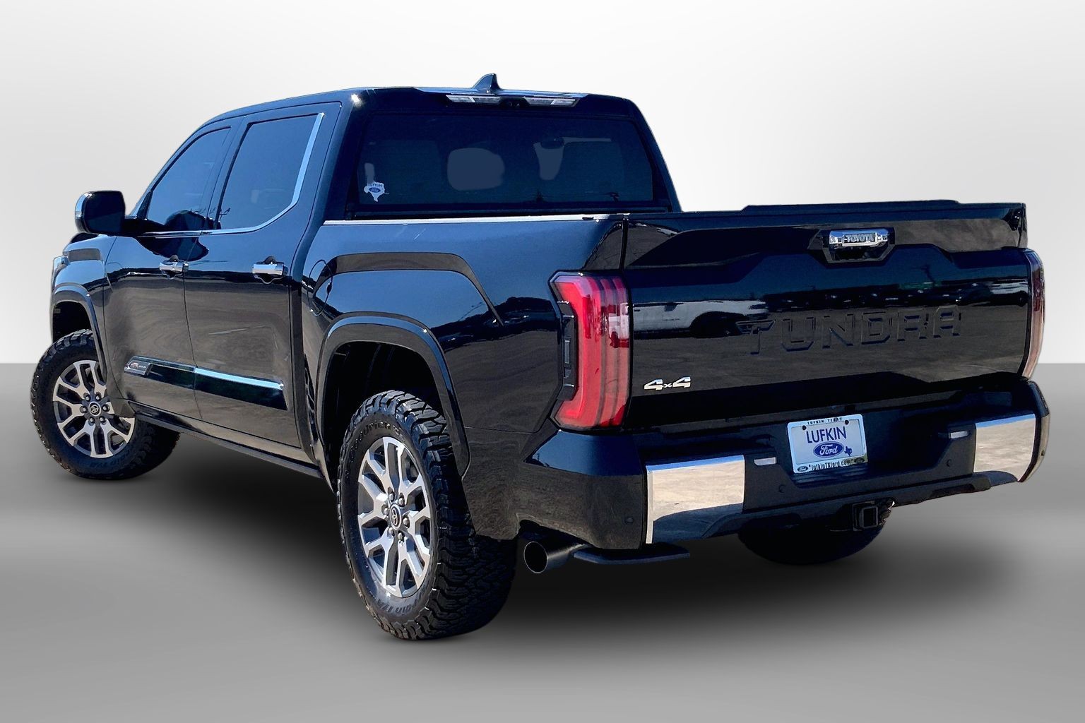 2022 Toyota Tundra 4WD photo 10 of 33
