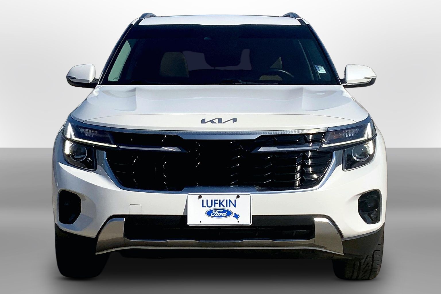 2025 Kia Seltos photo 2 of 33