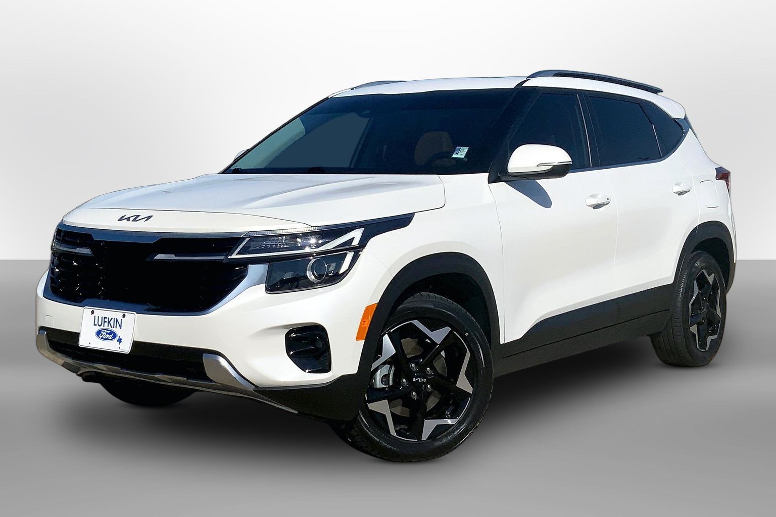 2025 Kia Seltos photo 12 of 33