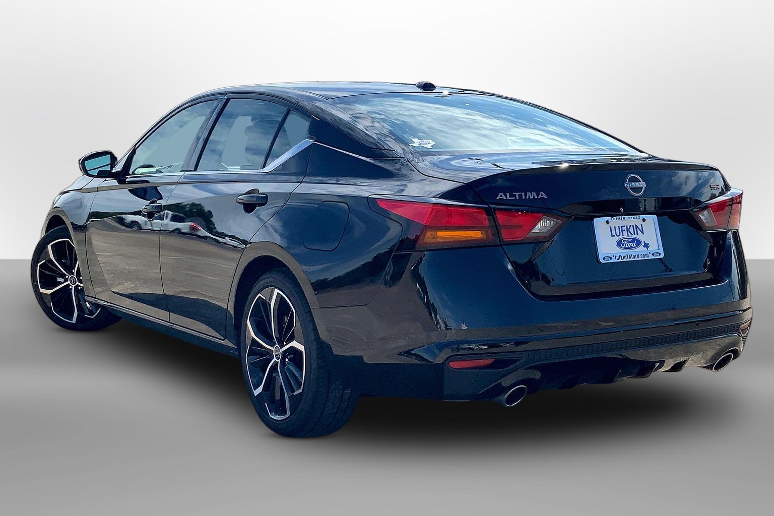 2025 Nissan Altima 2.5 SR - 9