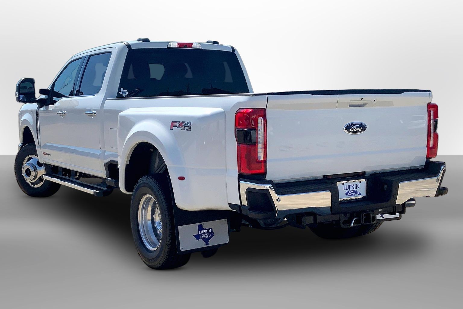 2026 Ford Super Duty F-350 DRW photo 3 of 13