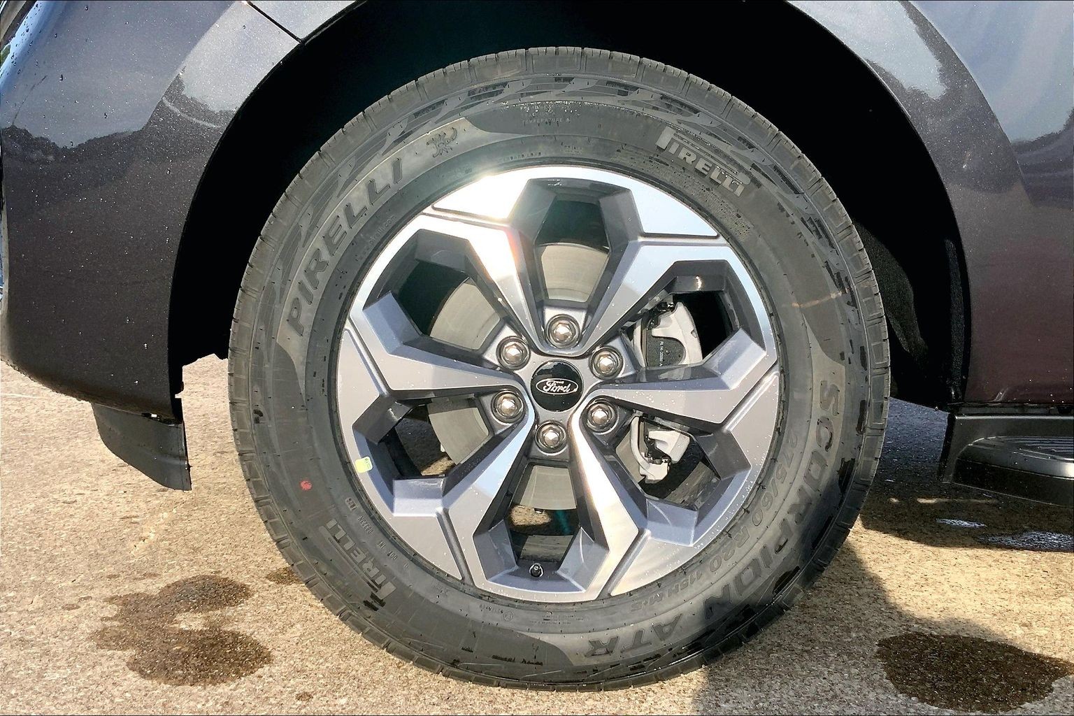 2027 Ford Expedition Max photo 12 of 13