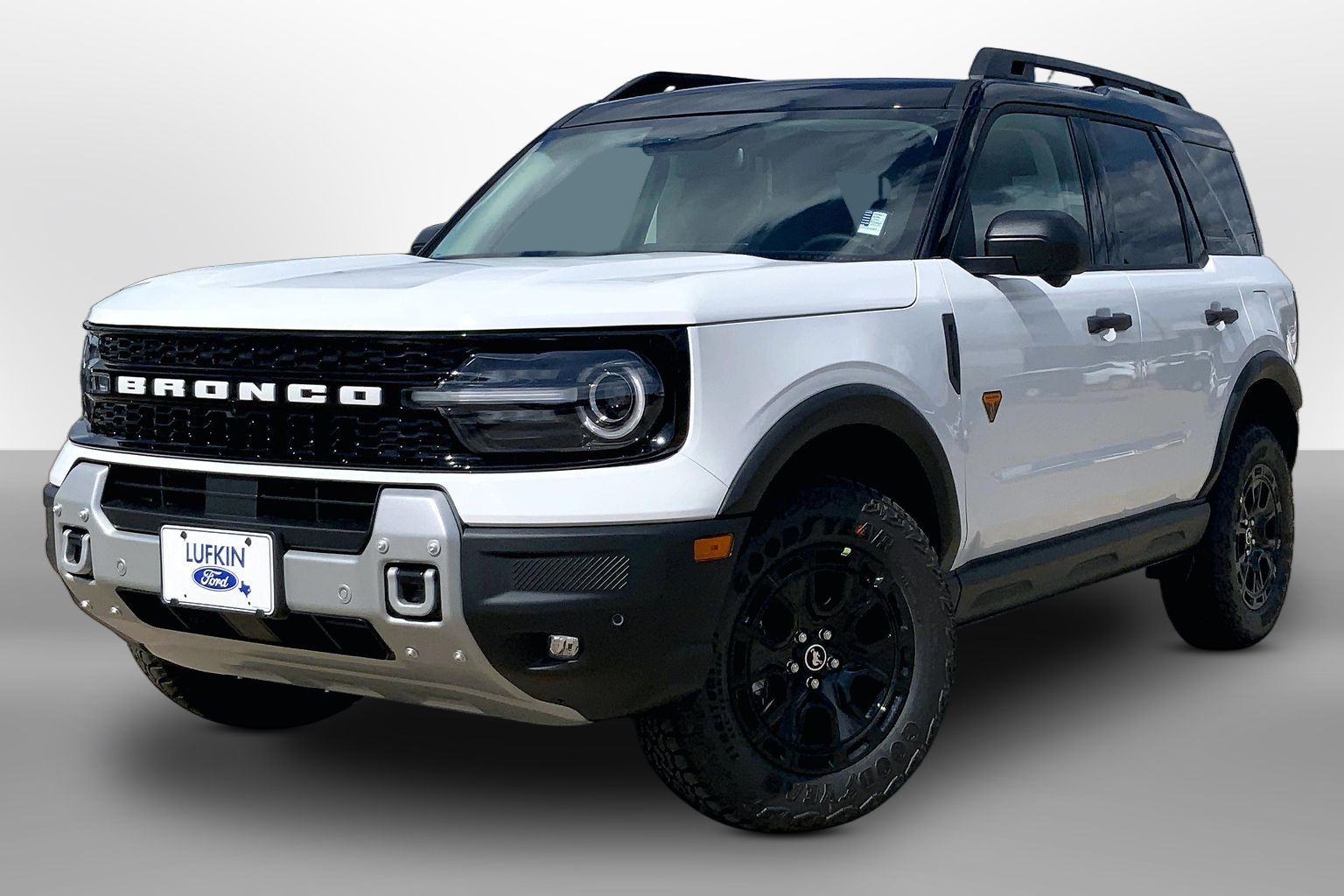 2026 Ford Bronco Sport photo 2 of 13