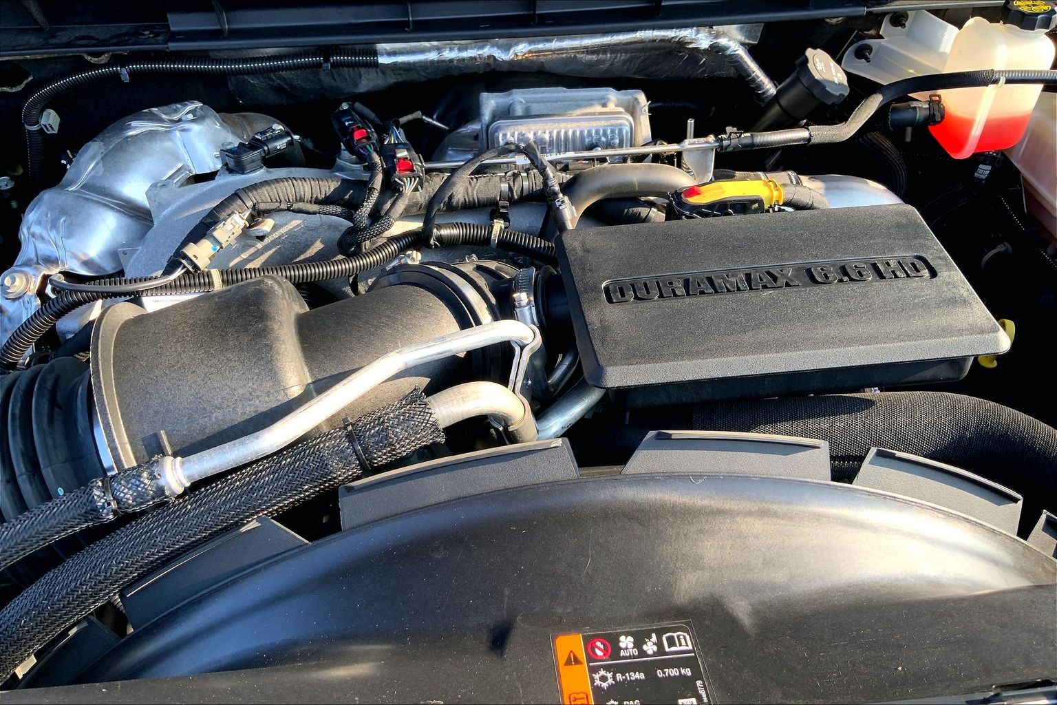 2022 GMC Sierra 2500HD Denali - 8