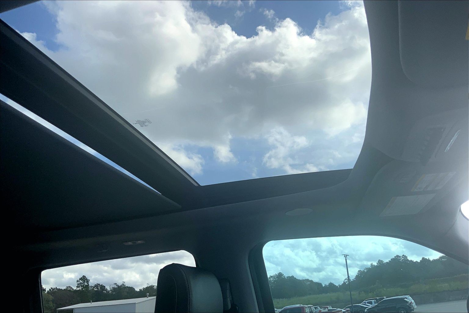 2024 Ford Super Duty F-250 SRW photo 21 of 32