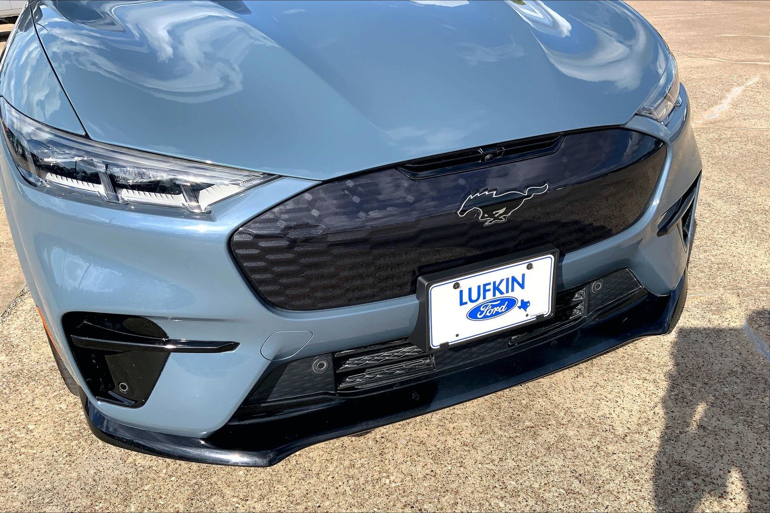 2023 Ford Mustang Mach-E photo 30 of 33