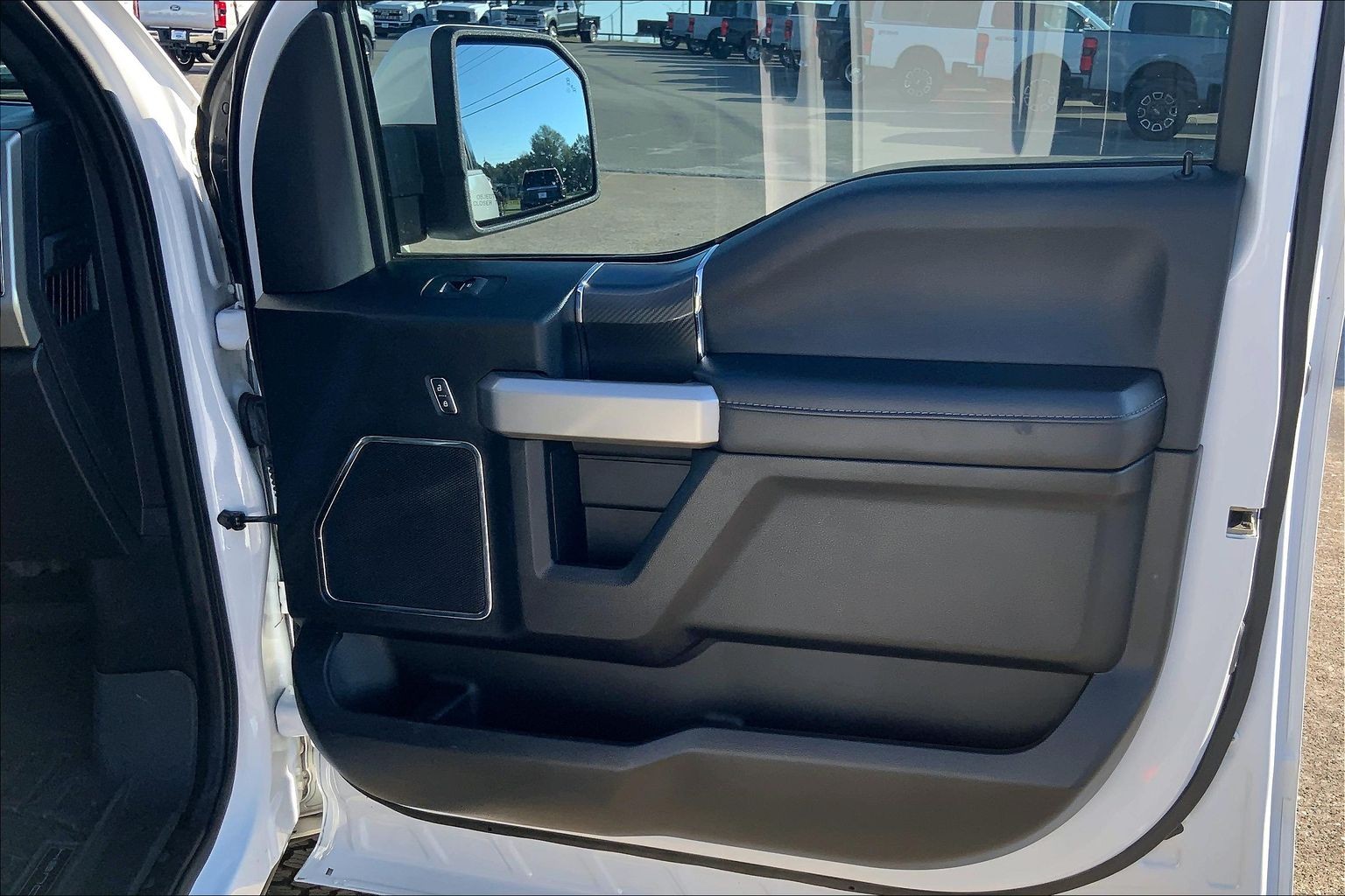 2020 Ford F-150 photo 24 of 33