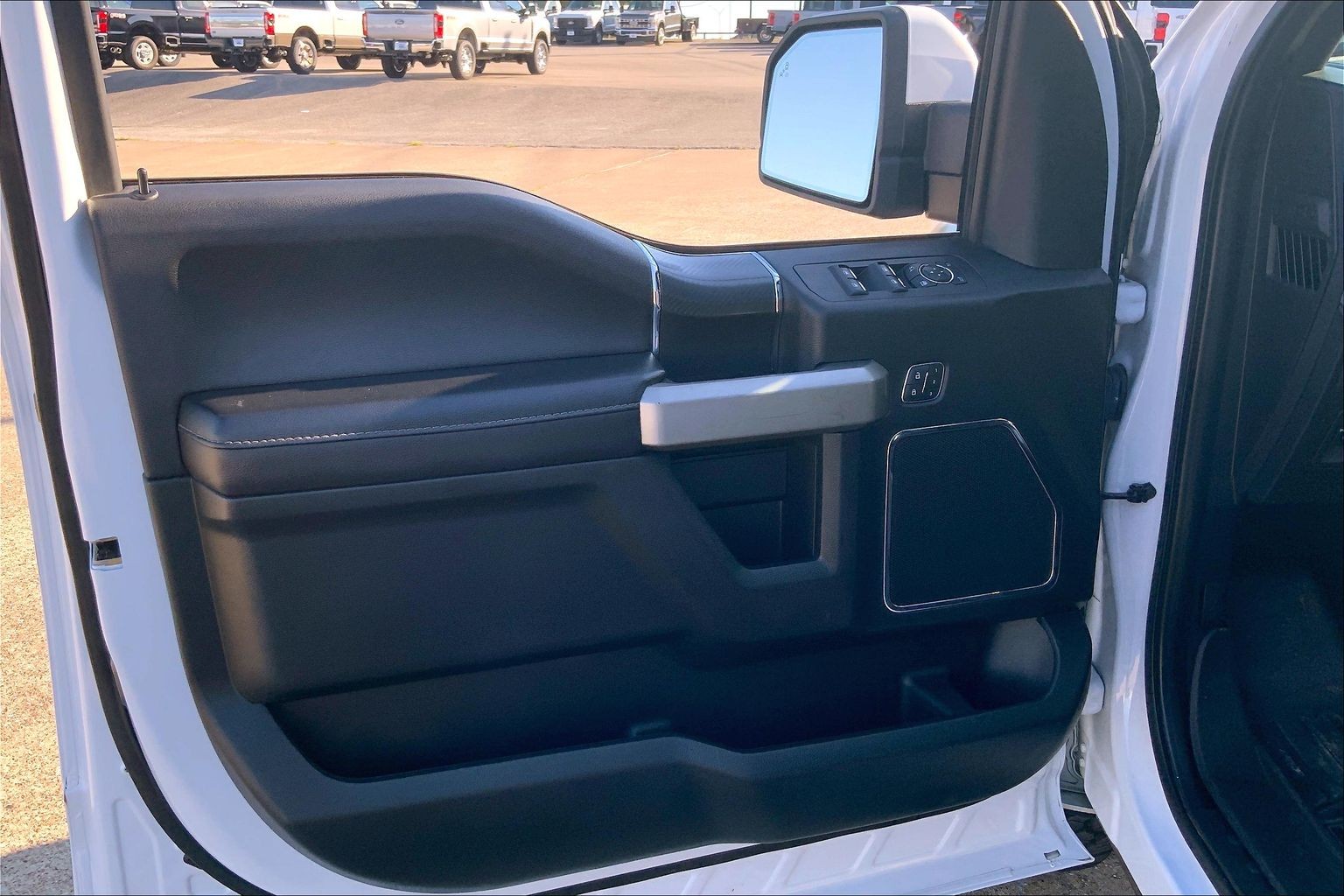 2020 Ford F-150 photo 23 of 33
