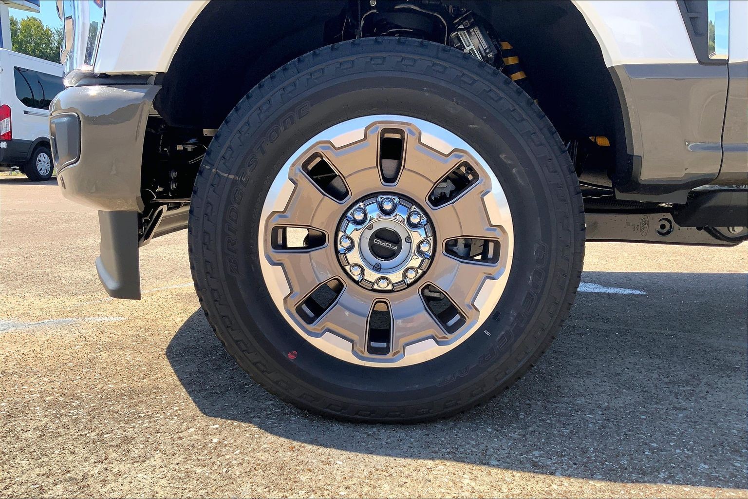 2027 Ford Super Duty F-250 SRW photo 12 of 13