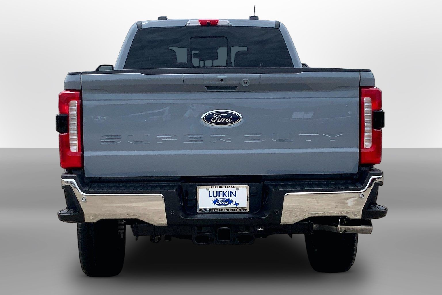 2026 Ford Super Duty F-350 SRW LARIAT Glacier Gray Metallic Tri-Coat at Lufkin Ford