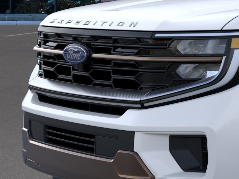 2026 Ford Expedition King Ranch Star White Metallic Tri-Coat at Lufkin Ford