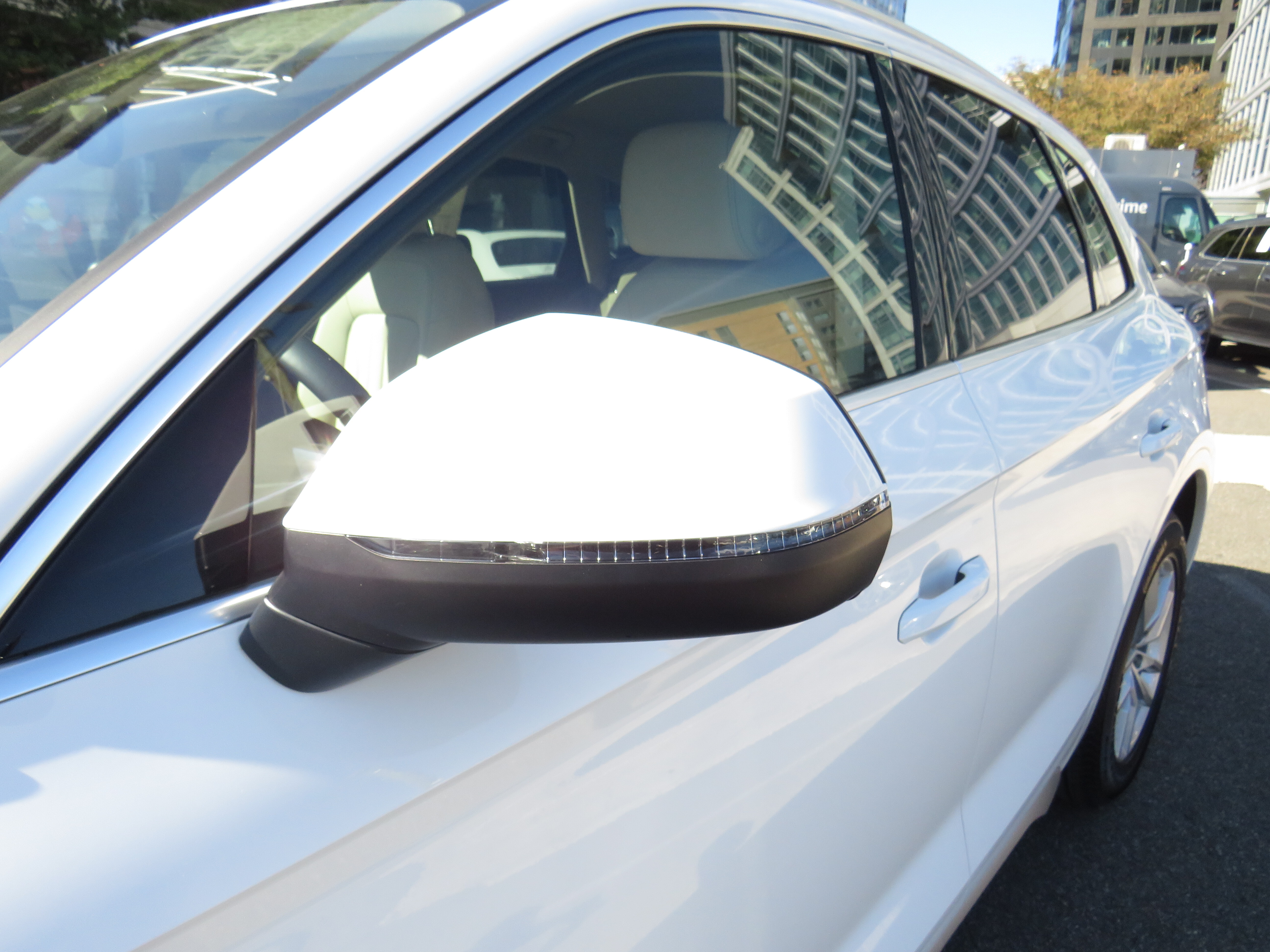 Used 2022 Ibis White Audi 2.0T quattro Premium S line image 28