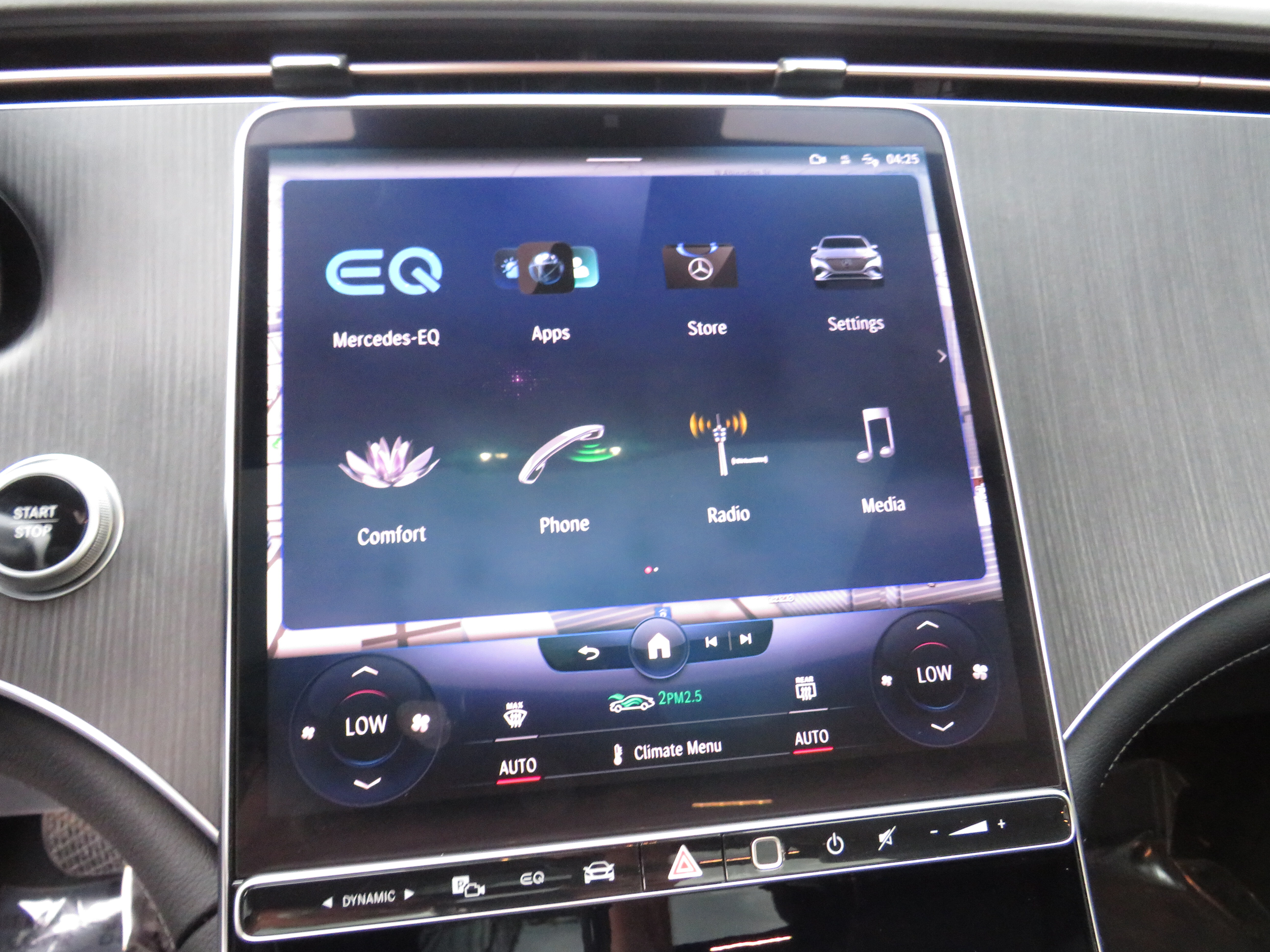 Certified Used 2023 Cirrus Silver Metallic Mercedes-Benz EQS 450 4MATIC® image 15