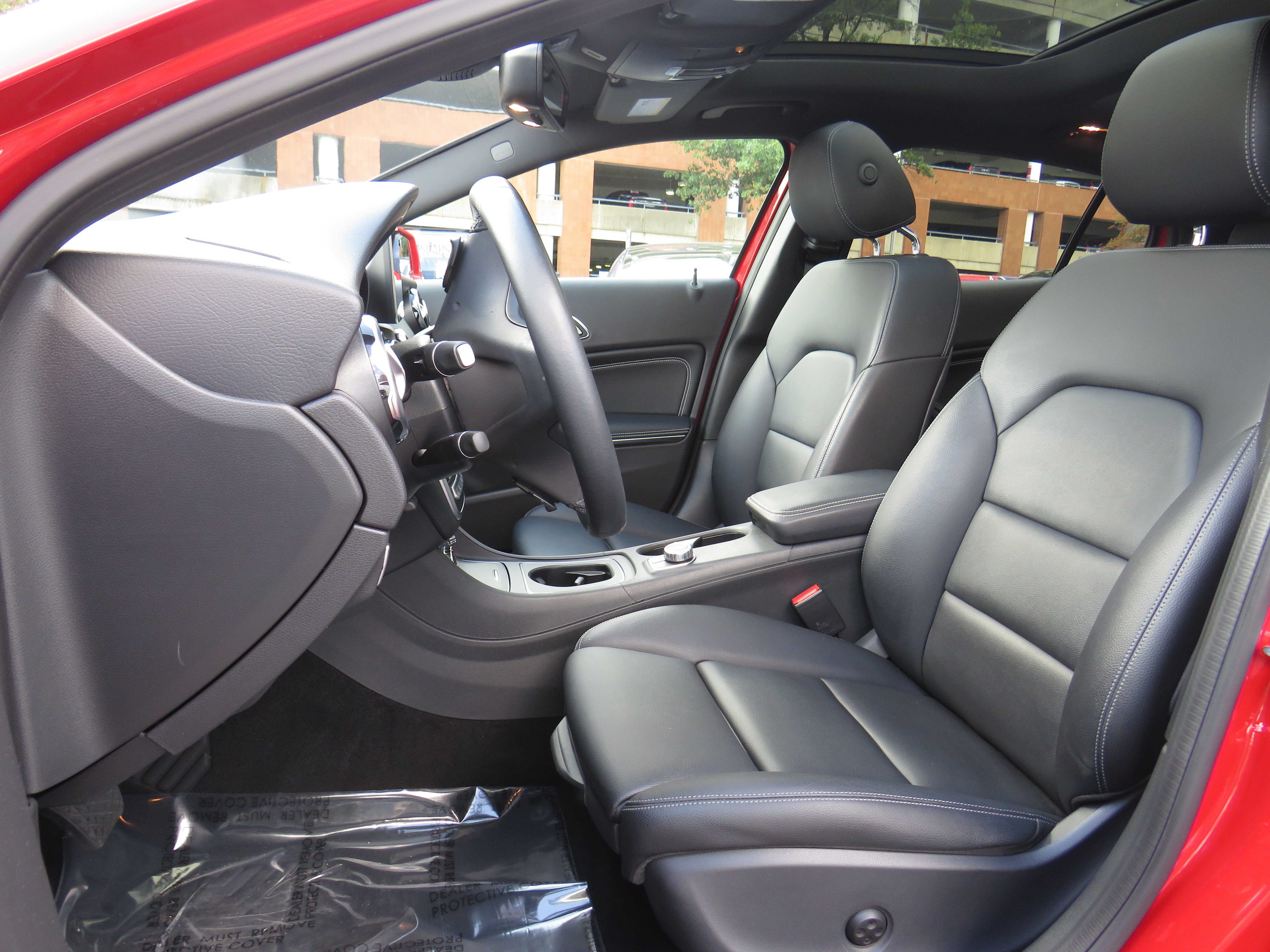 Used 2019 Jupiter Red Mercedes-Benz GLA 250 4MATIC® image 18