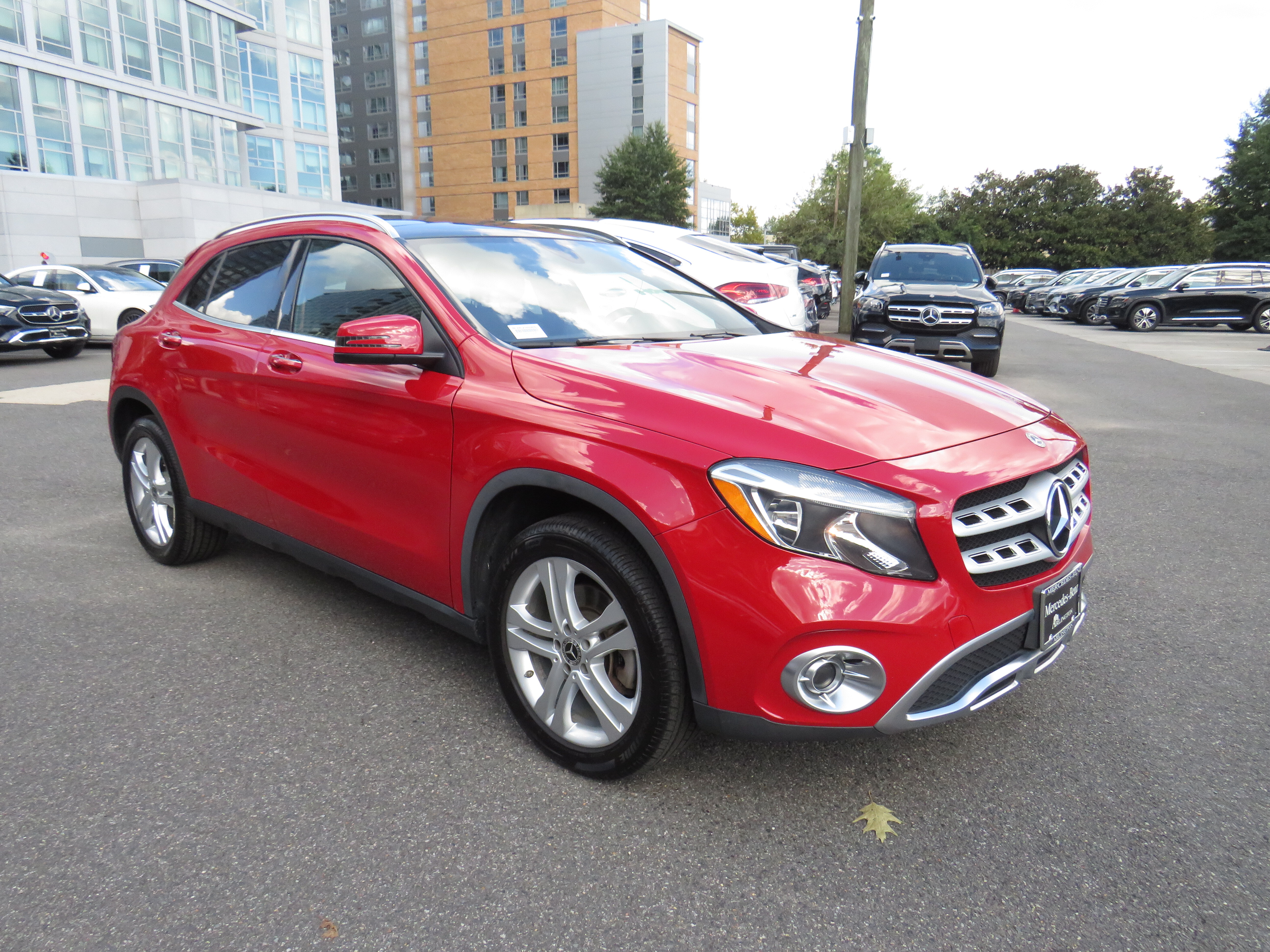 Used 2019 Jupiter Red Mercedes-Benz GLA 250 4MATIC® image 5