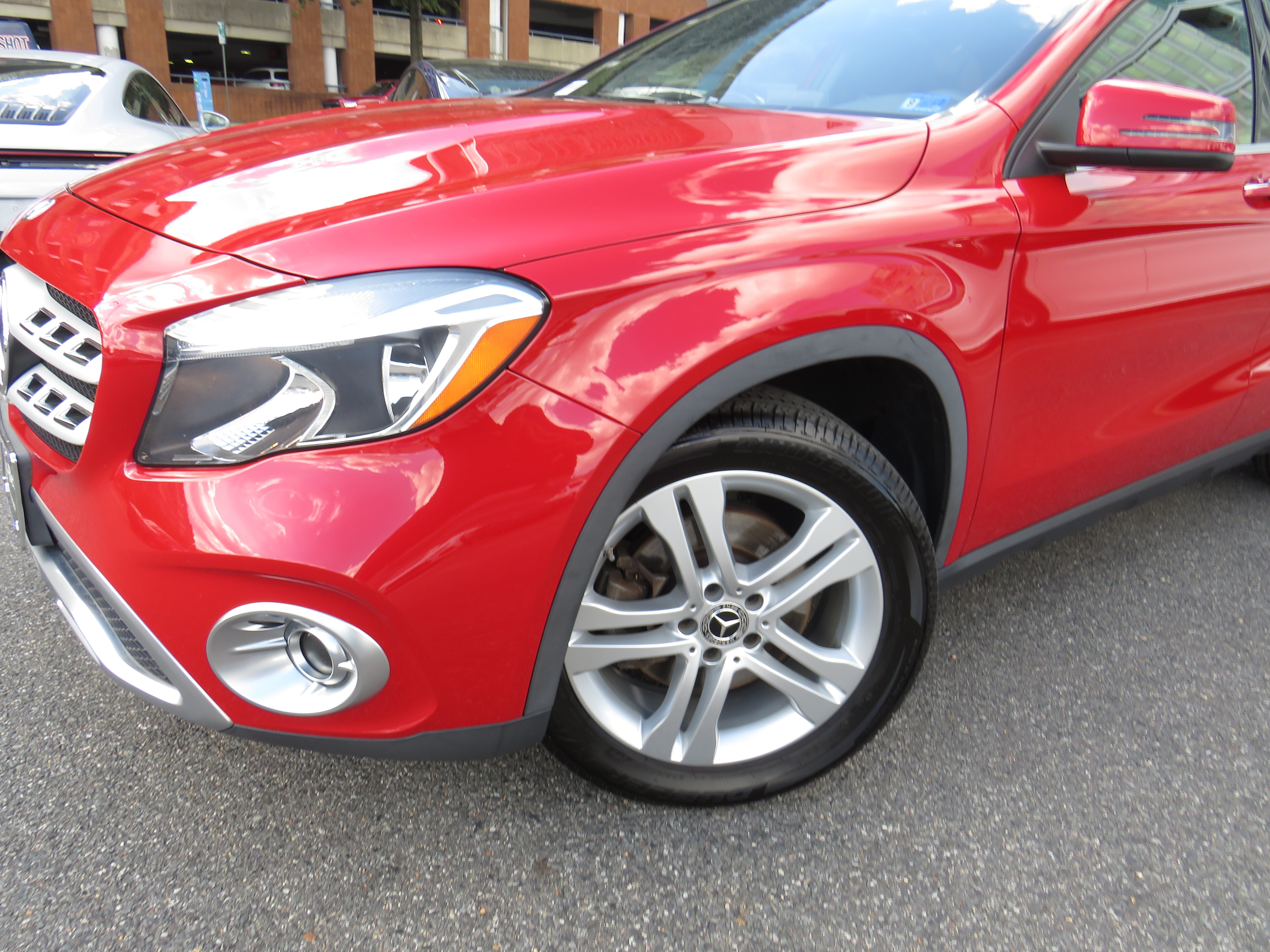 Used 2019 Jupiter Red Mercedes-Benz GLA 250 4MATIC® image 22