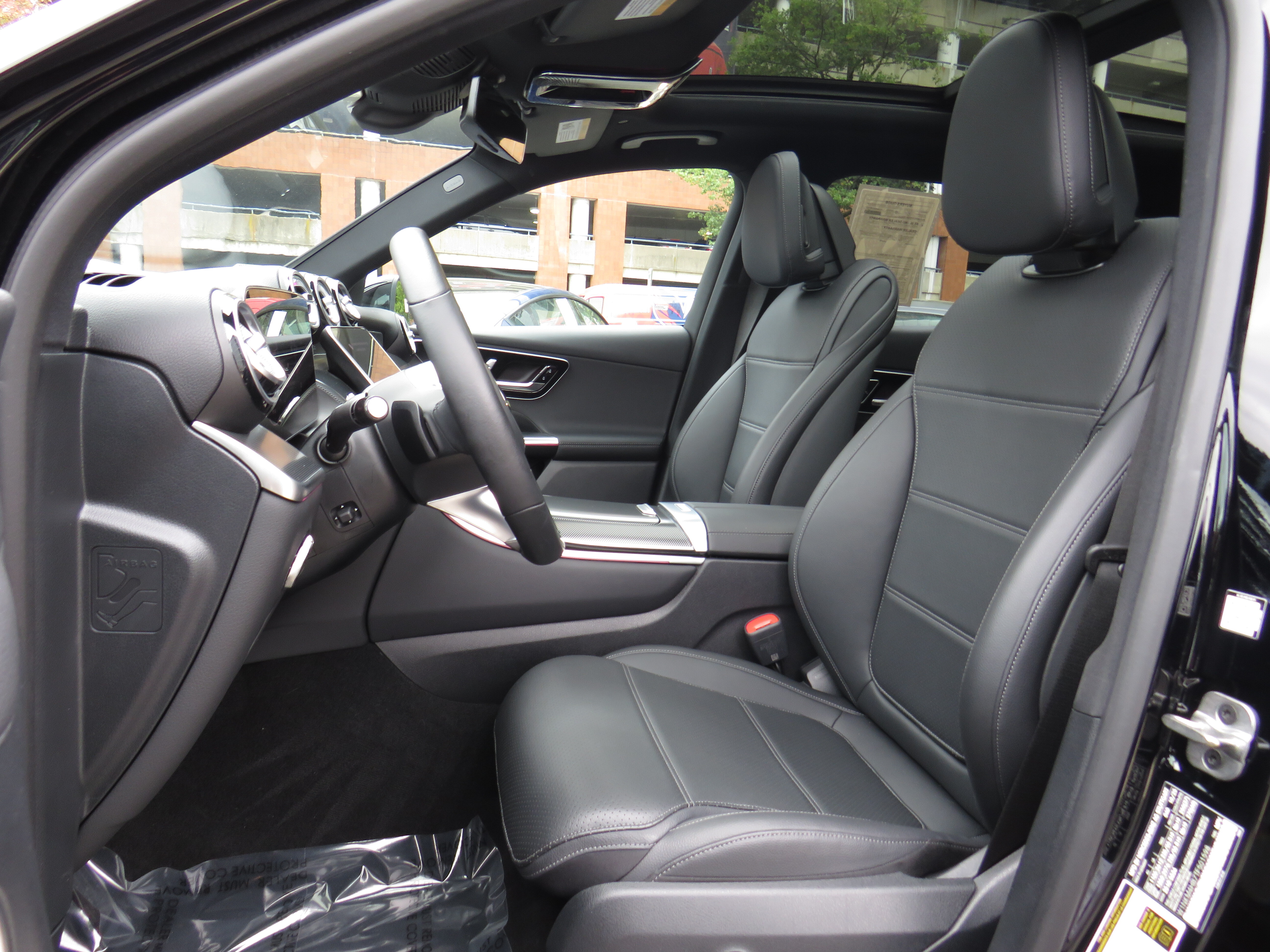 Used 2026 Black Mercedes-Benz GLC 300 4MATIC® image 20