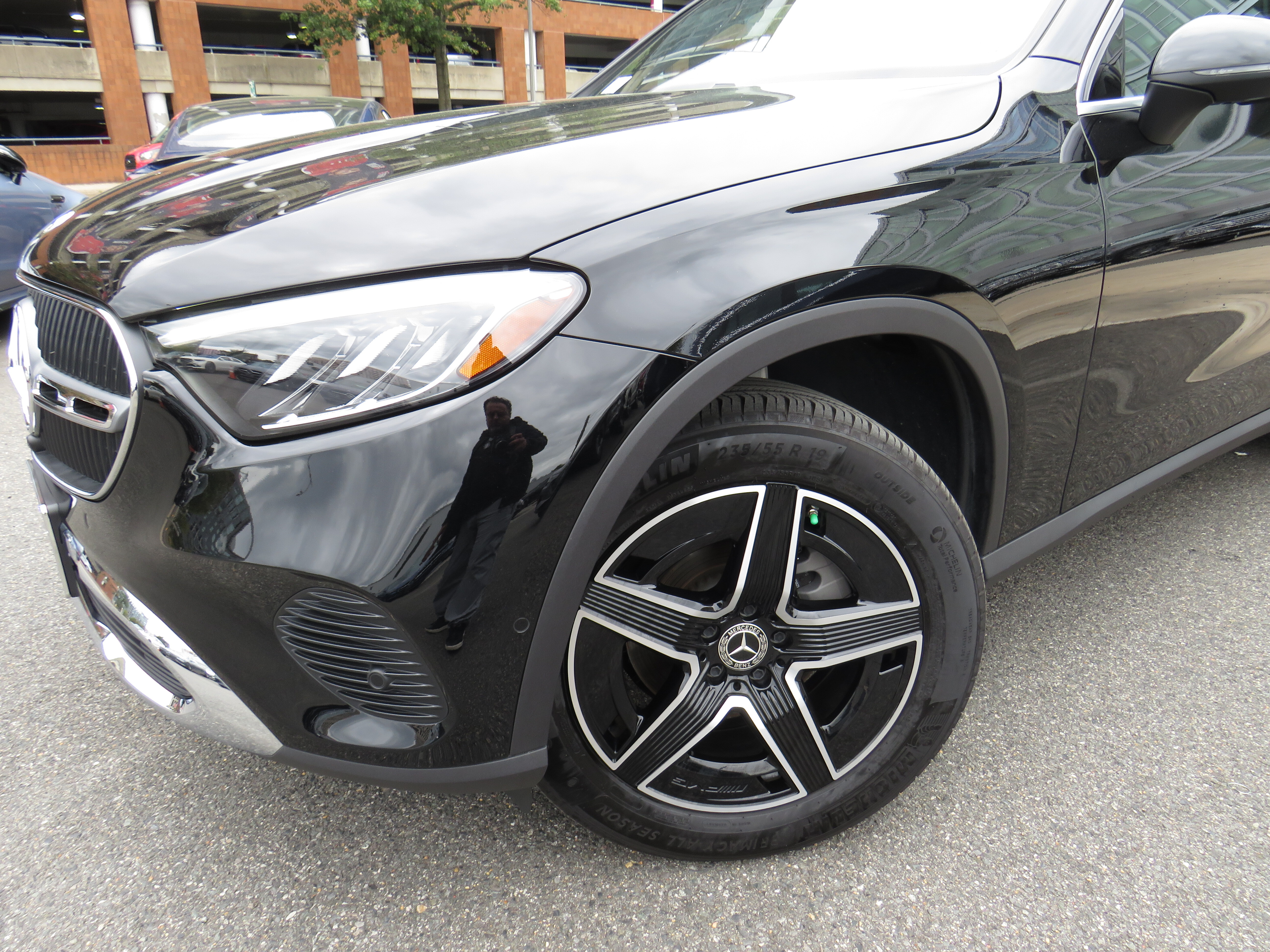 Used 2026 Black Mercedes-Benz GLC 300 4MATIC® image 24