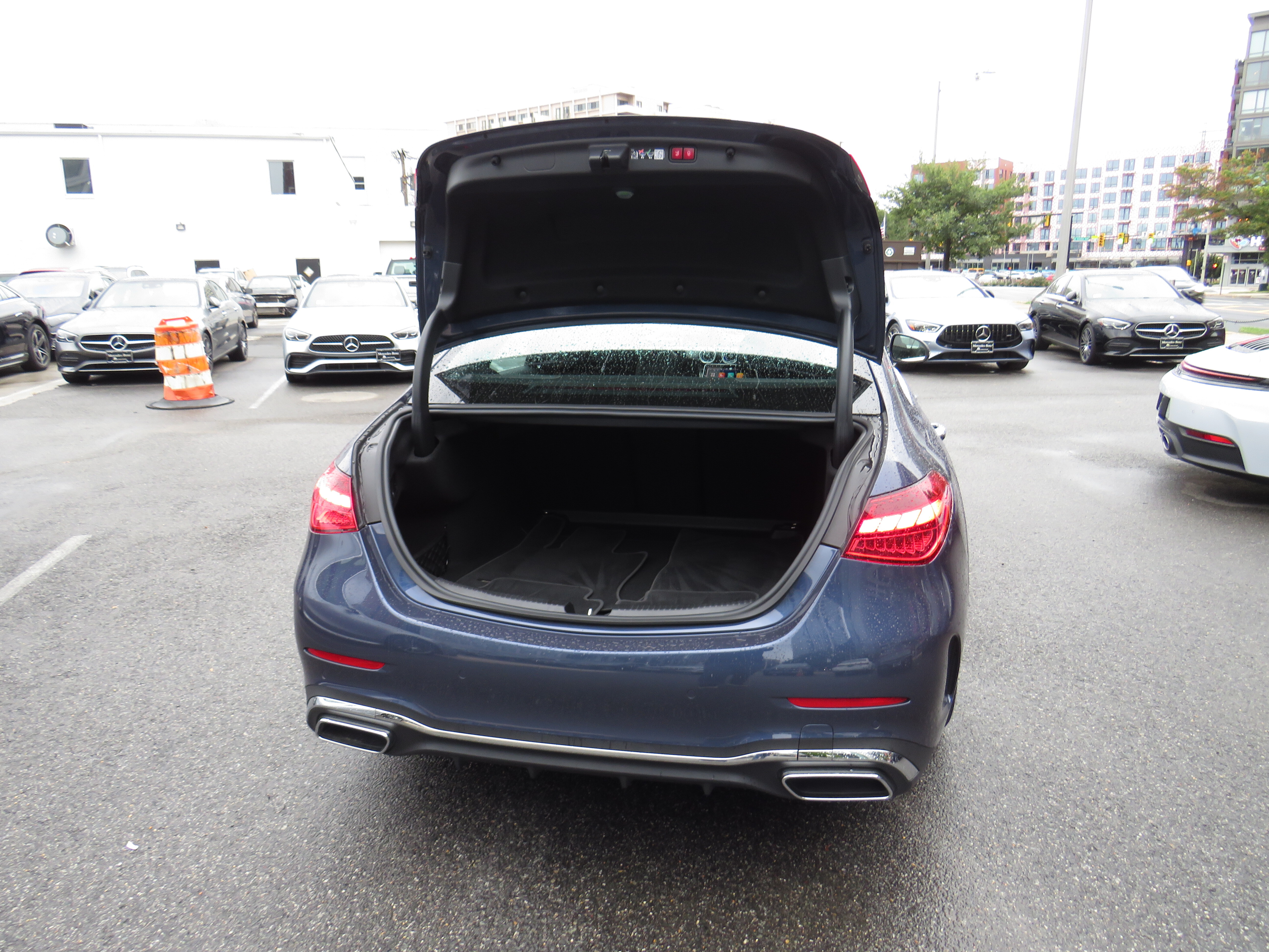Used 2026 Twilight Blue Metallic Mercedes-Benz C 300 4MATIC® image 32