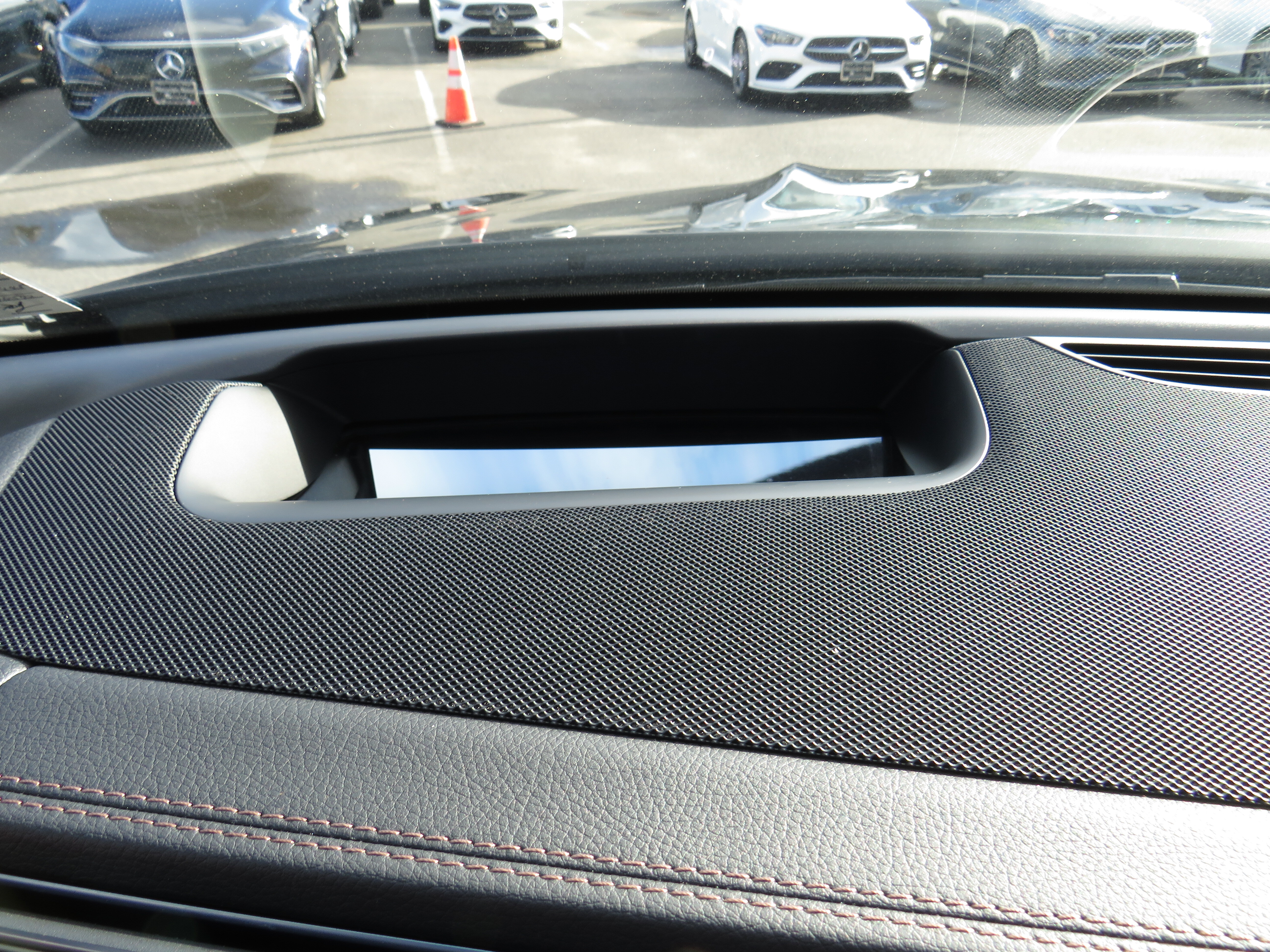 Certified Used 2024 Black Mercedes-Benz GLE 350 4MATIC® image 14
